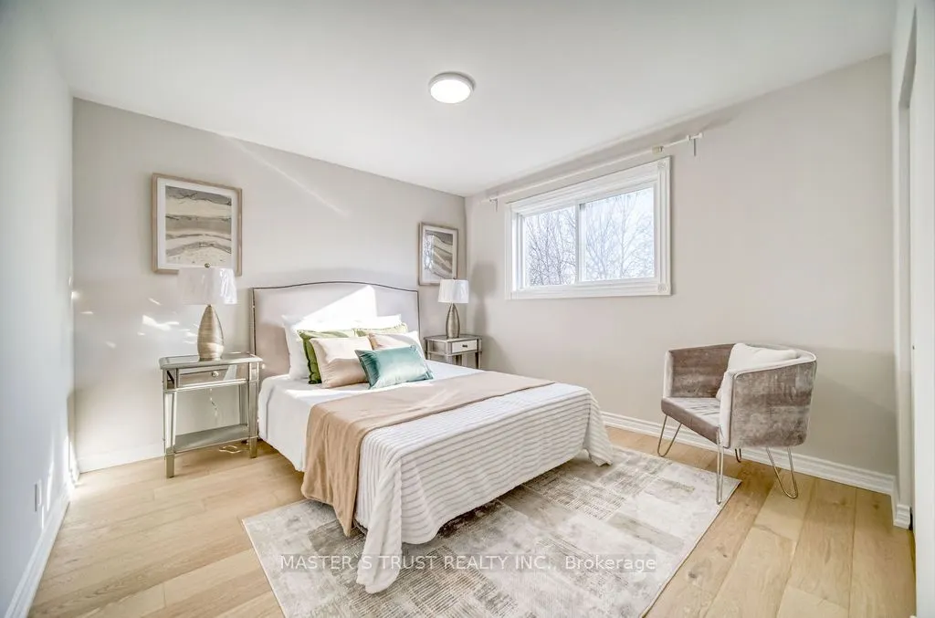 14 Houston Crescent, #upper
