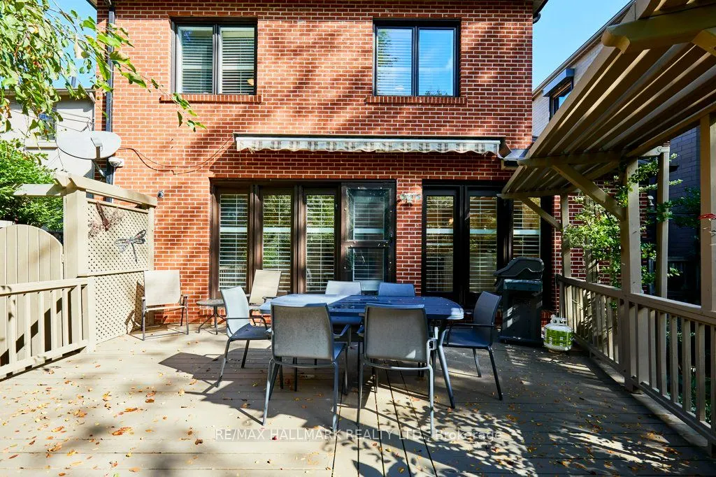 106 Kimbark Boulevard