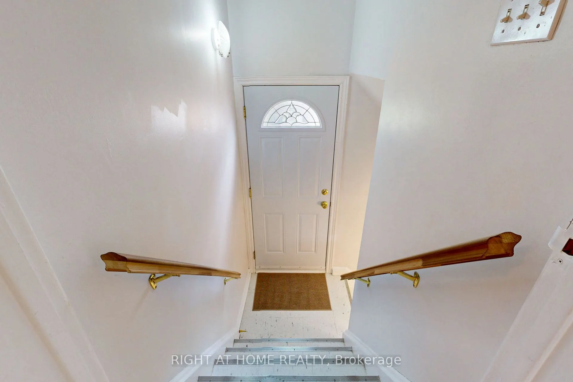 220 Homewood Avenue