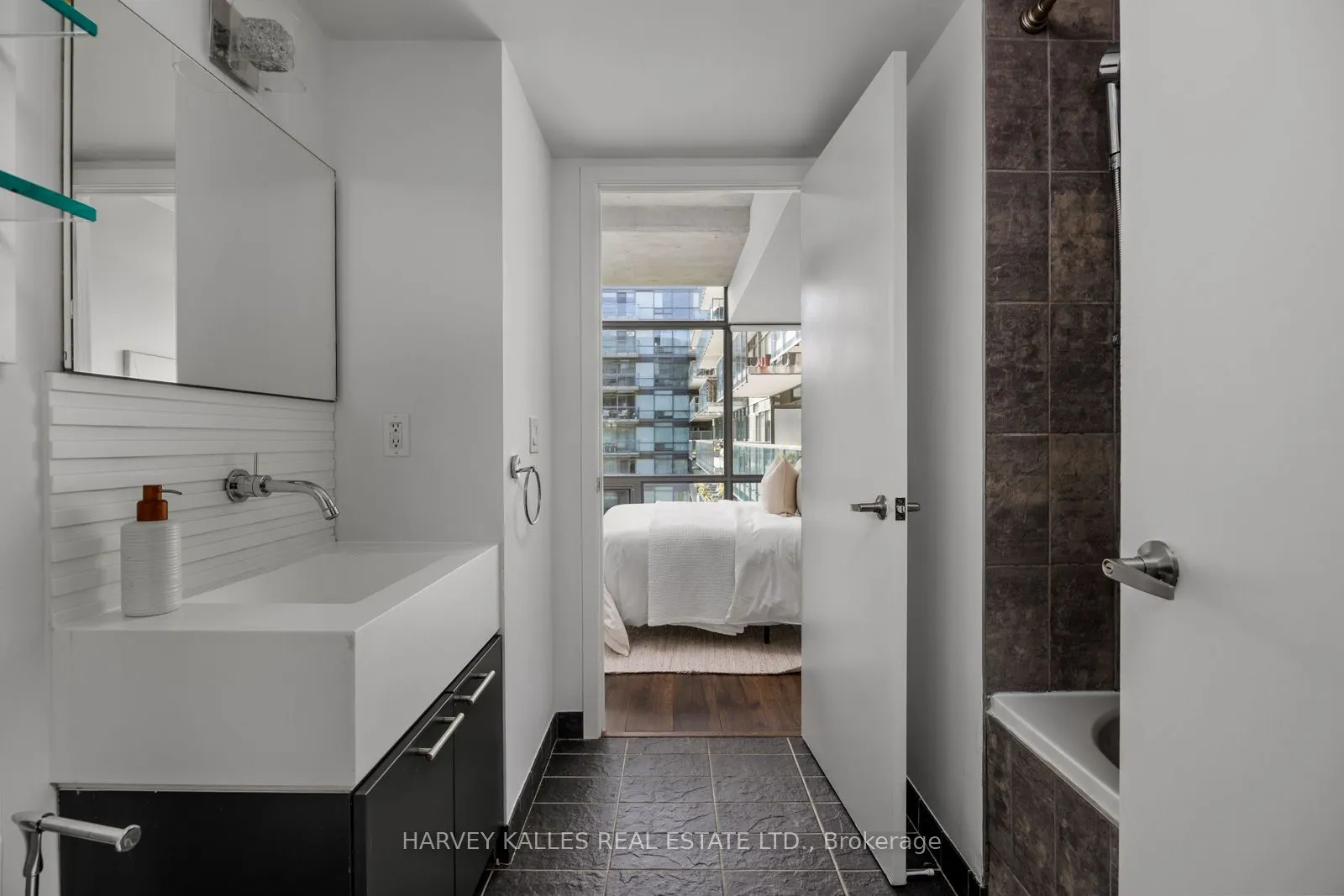 55 Stewart Street, #723