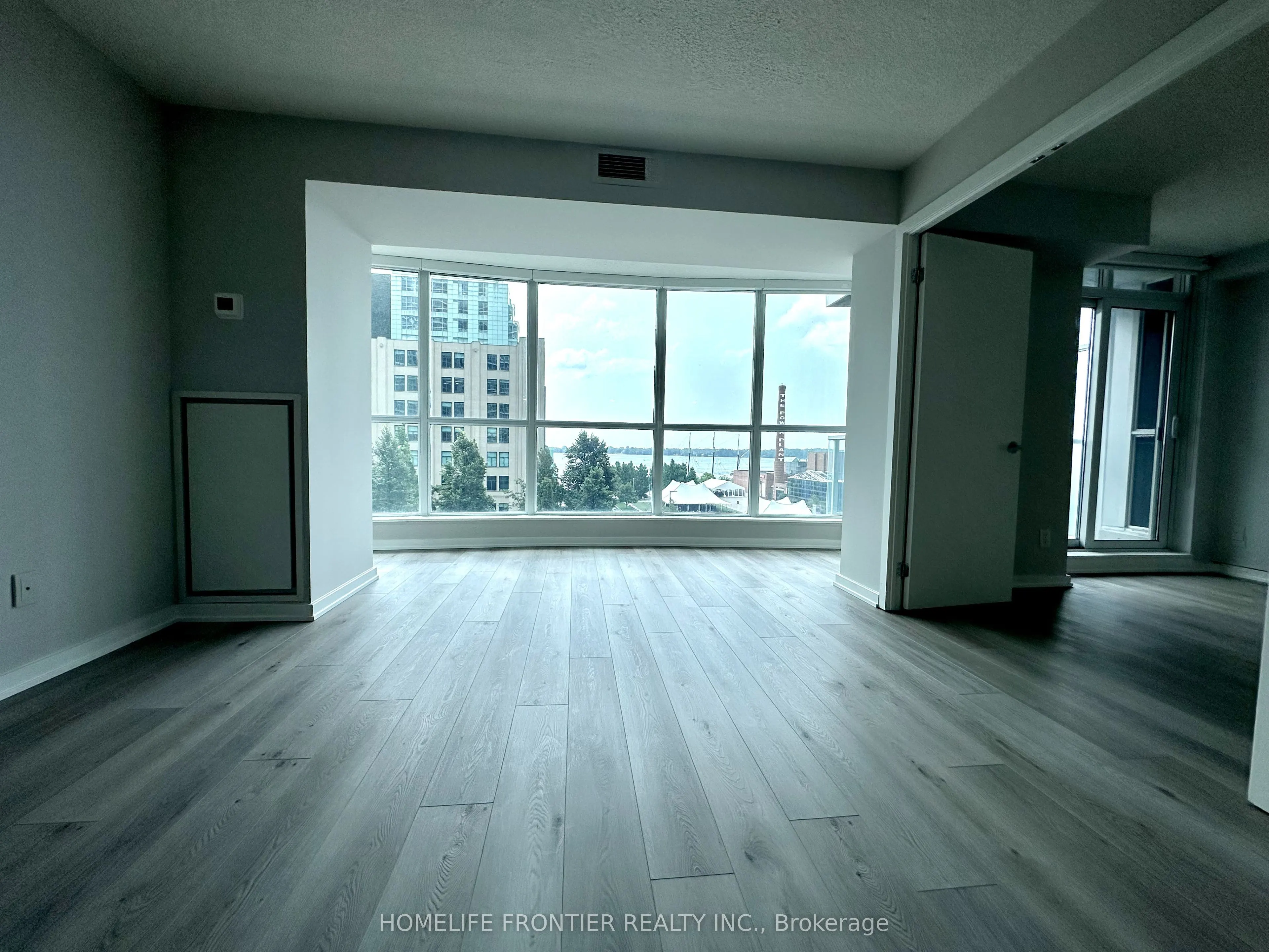 208 Queens Quay W, #507