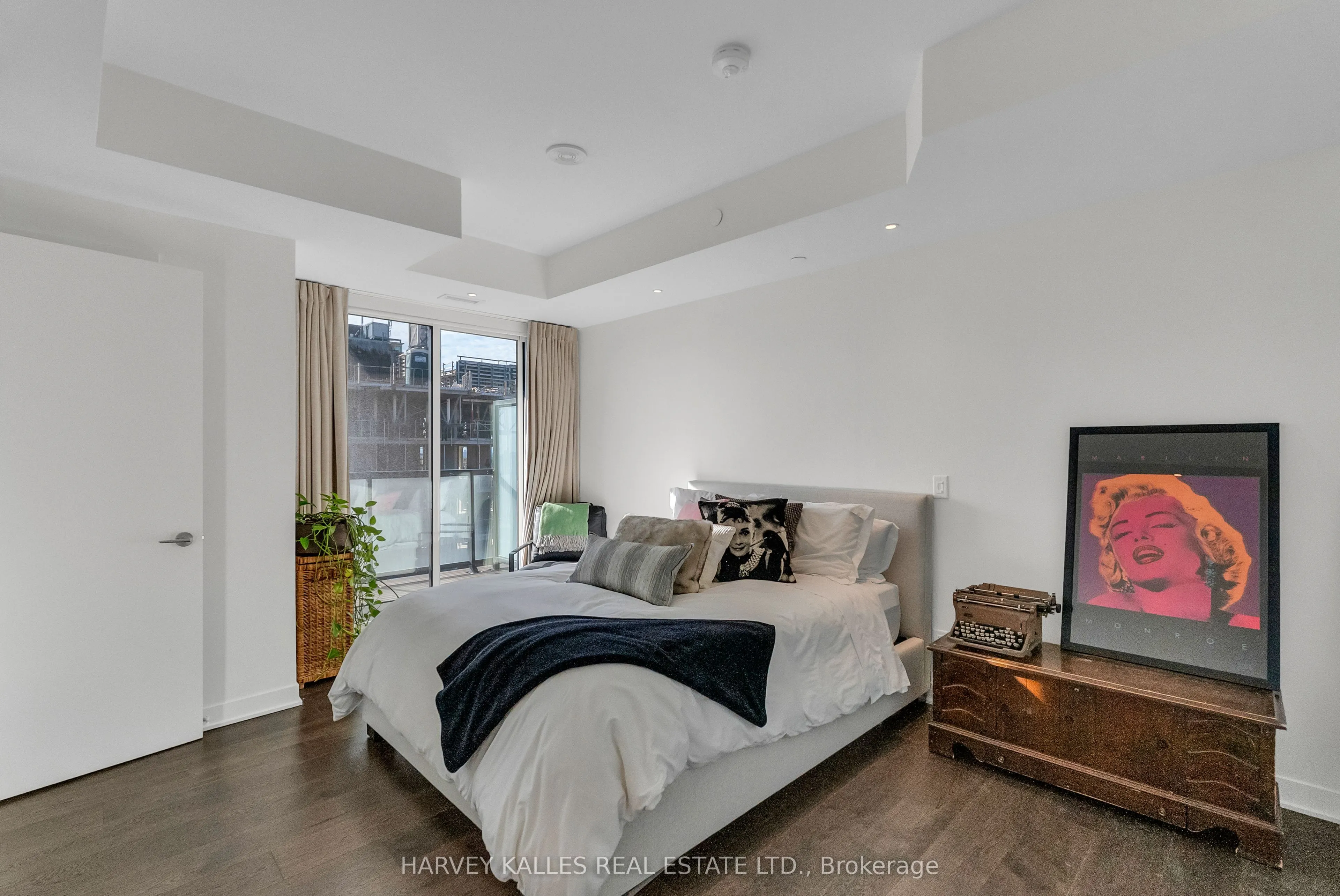 185 Alberta Avenue, #1105
