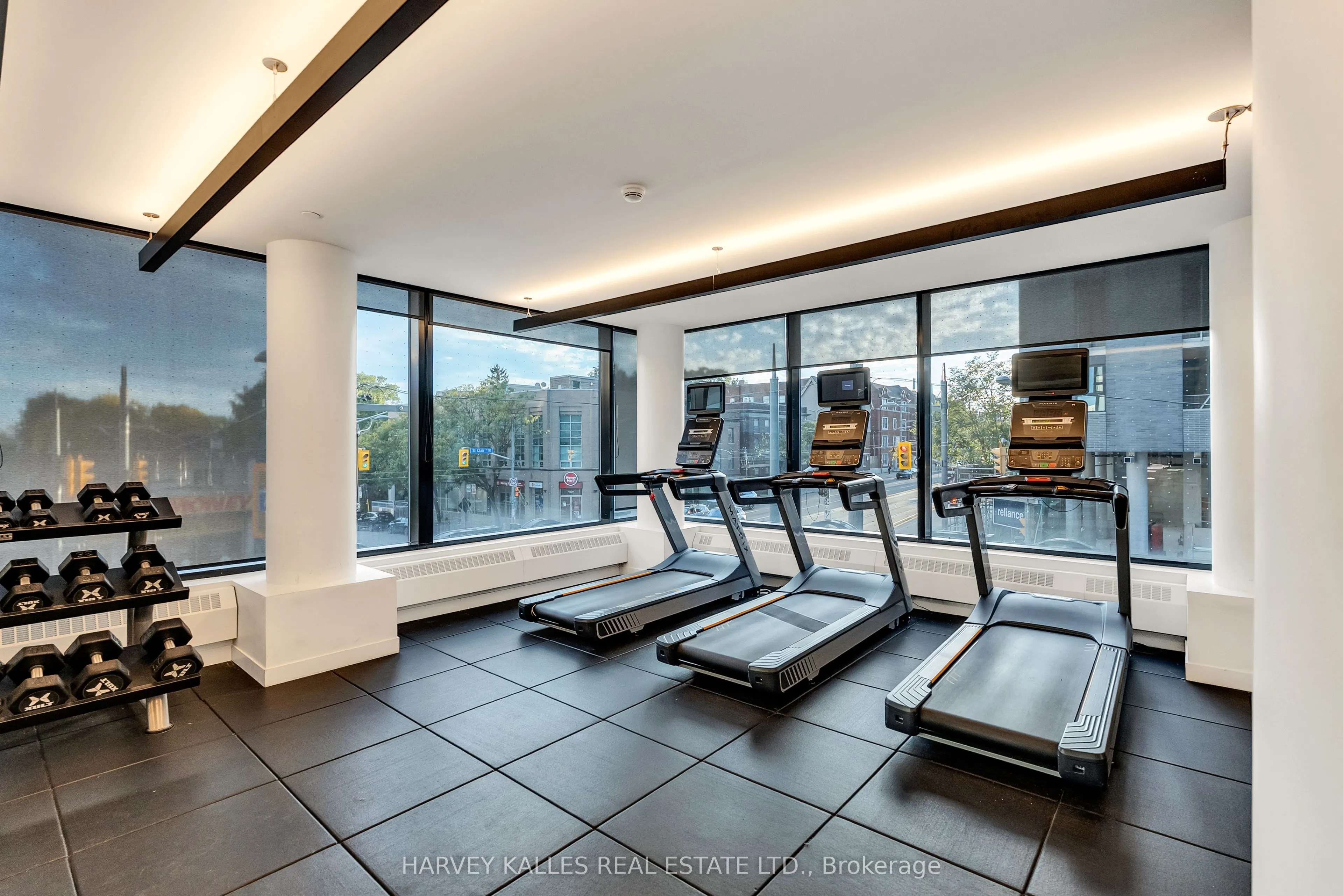 185 Alberta Avenue, #1105