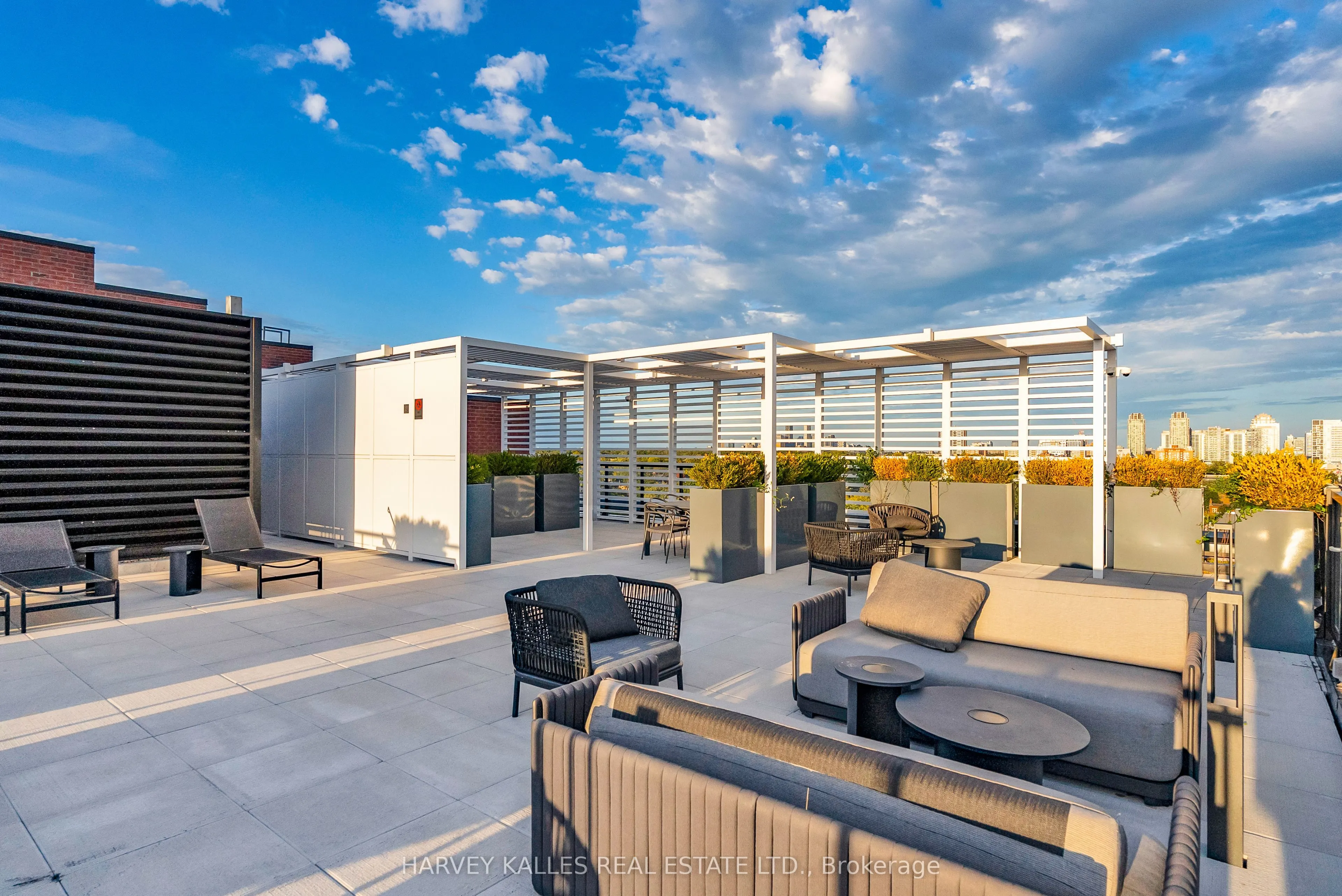185 Alberta Avenue, #1105