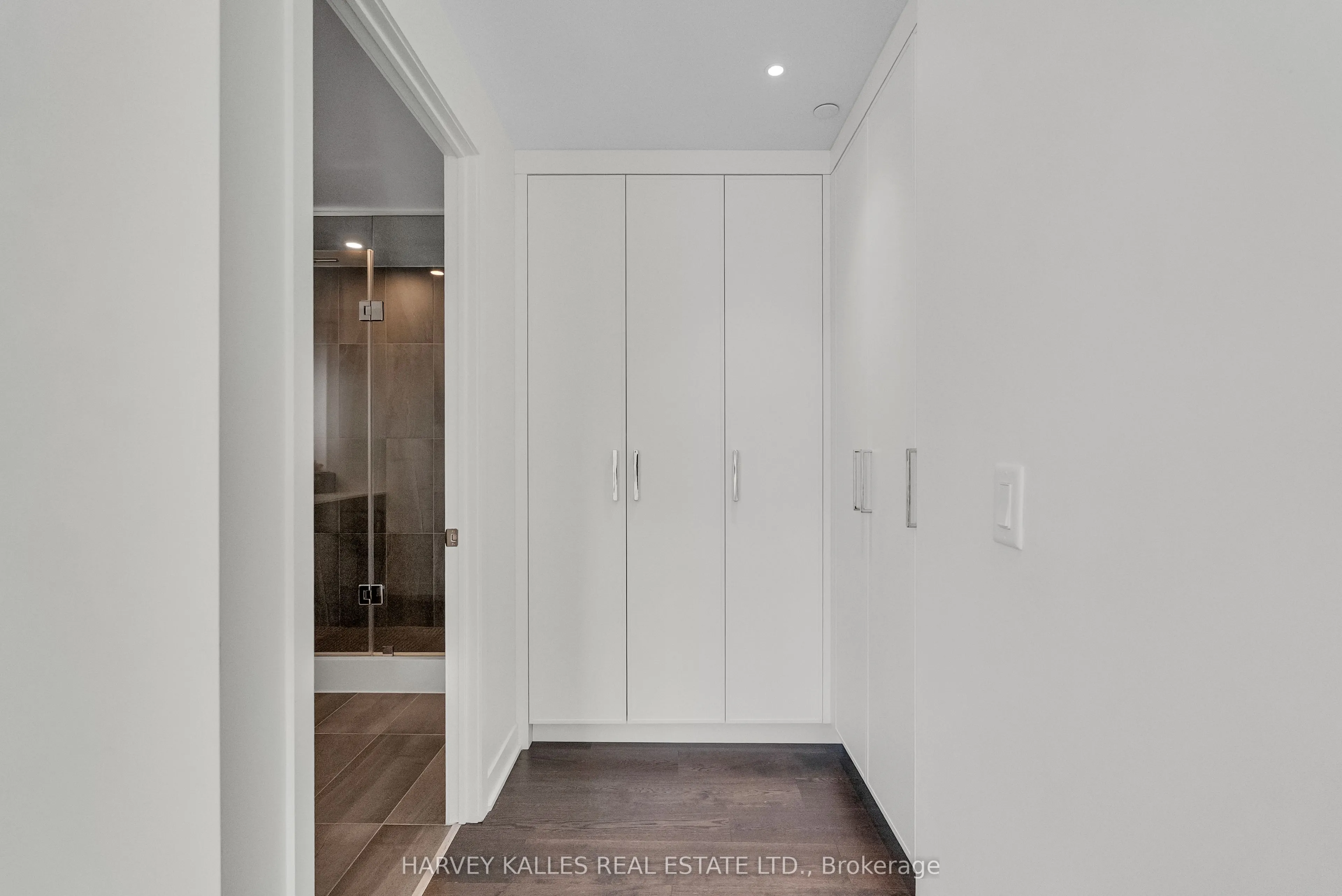 185 Alberta Avenue, #1105