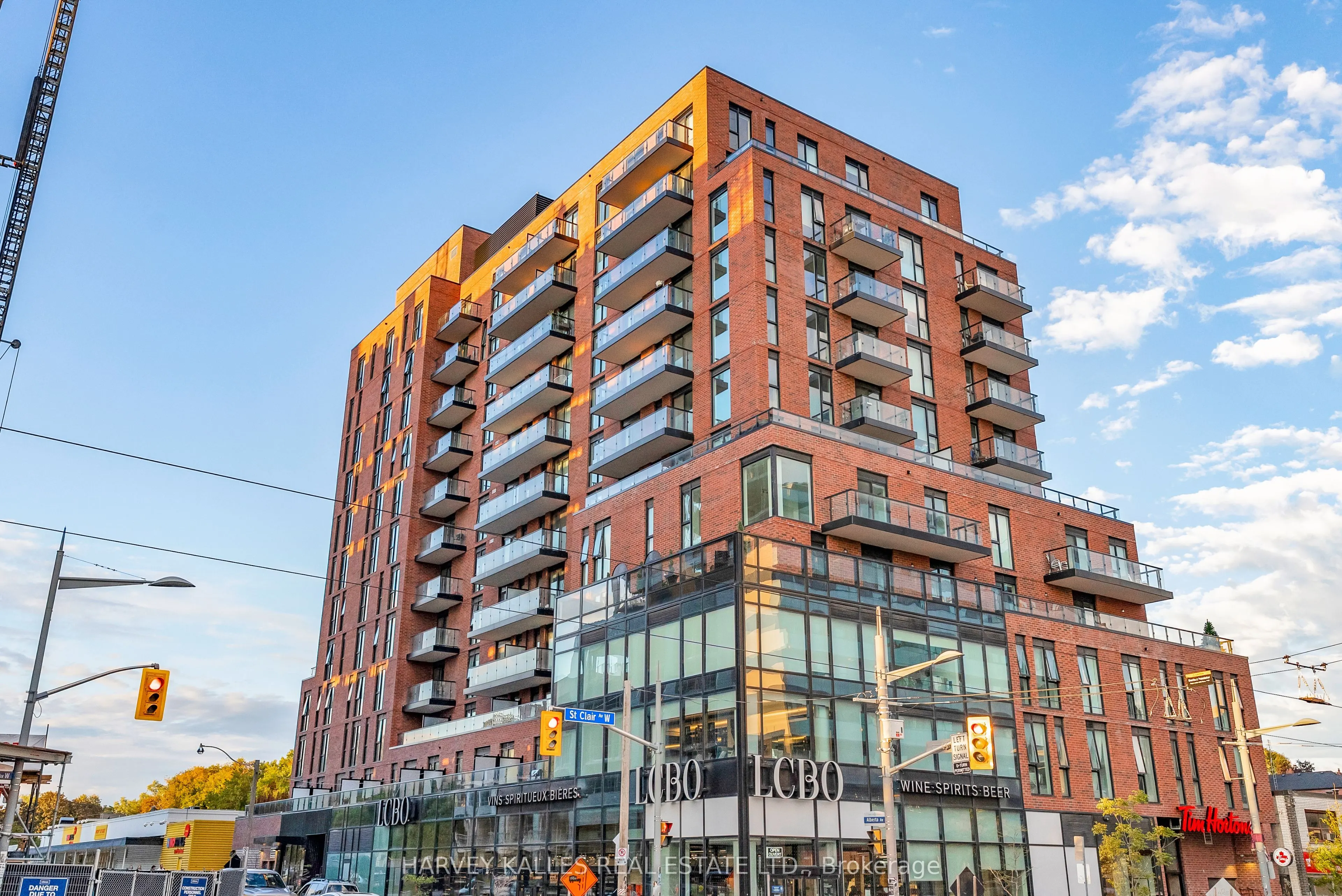 185 Alberta Avenue, #1105