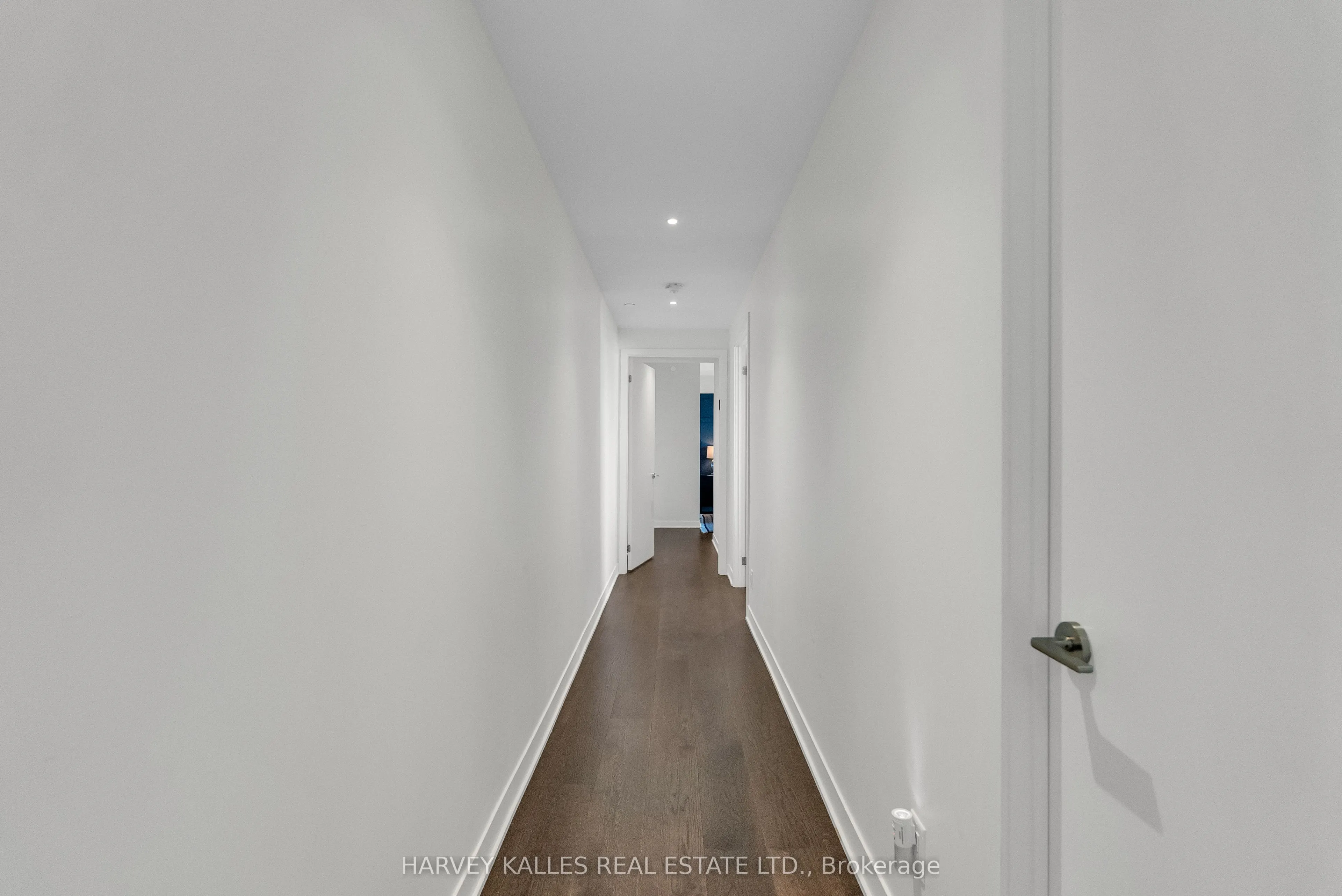 185 Alberta Avenue, #1105