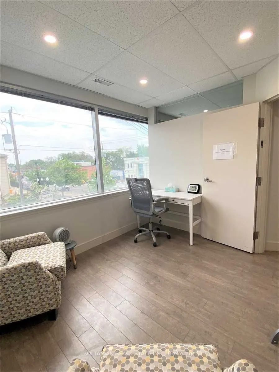 175 Willowdale Avenue, #201