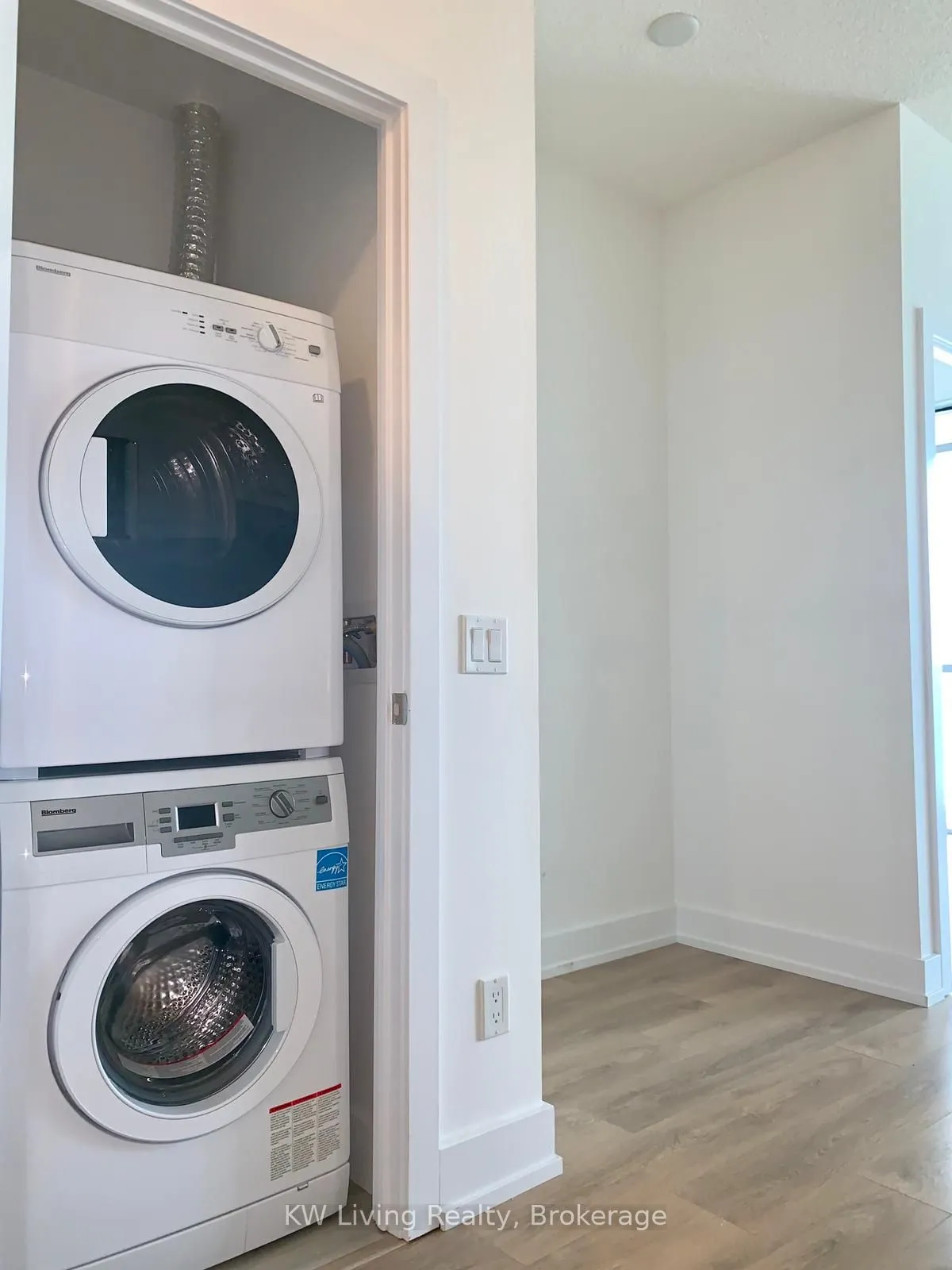 128 Fairview Mall Drive, #610