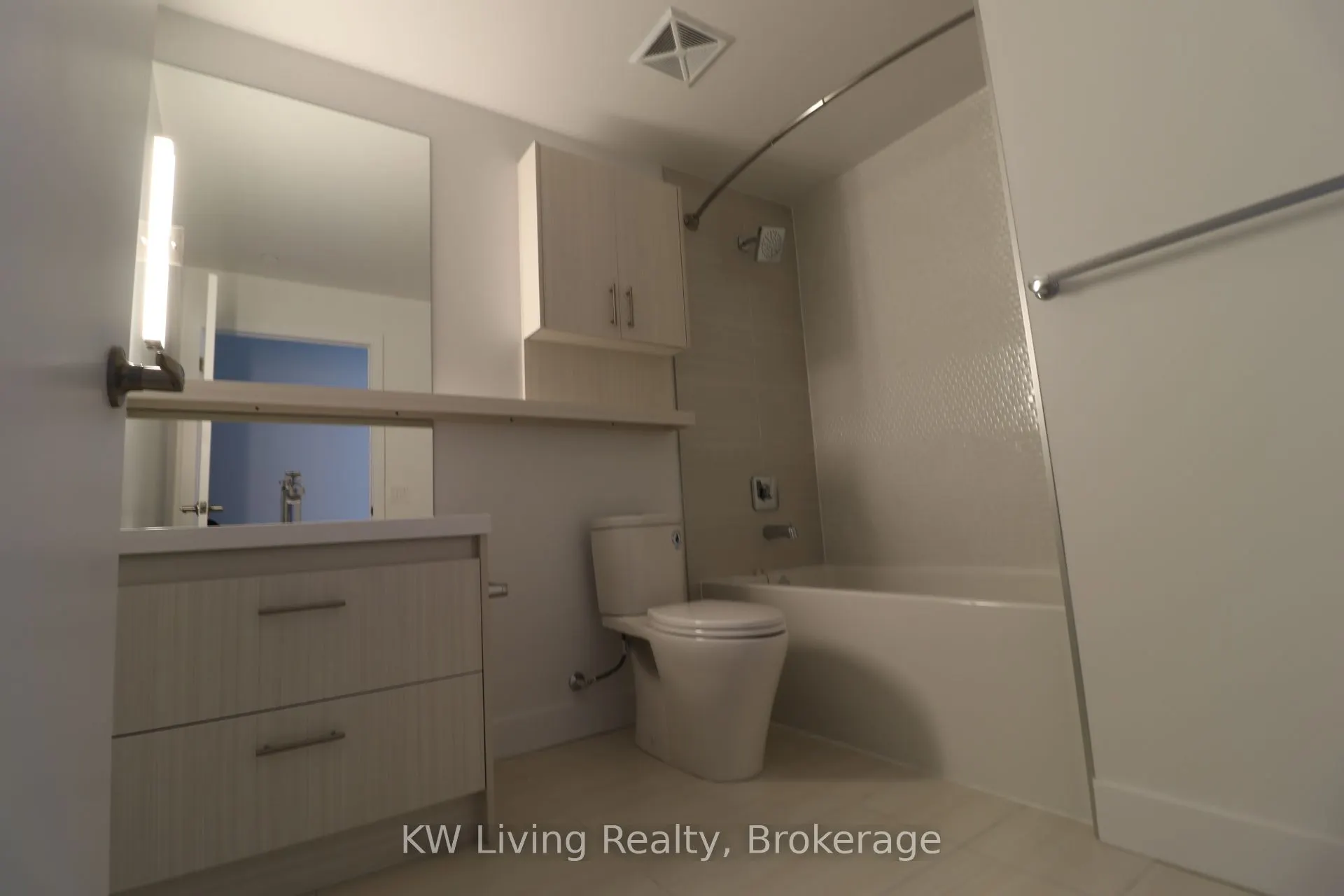 128 Fairview Mall Drive, #610