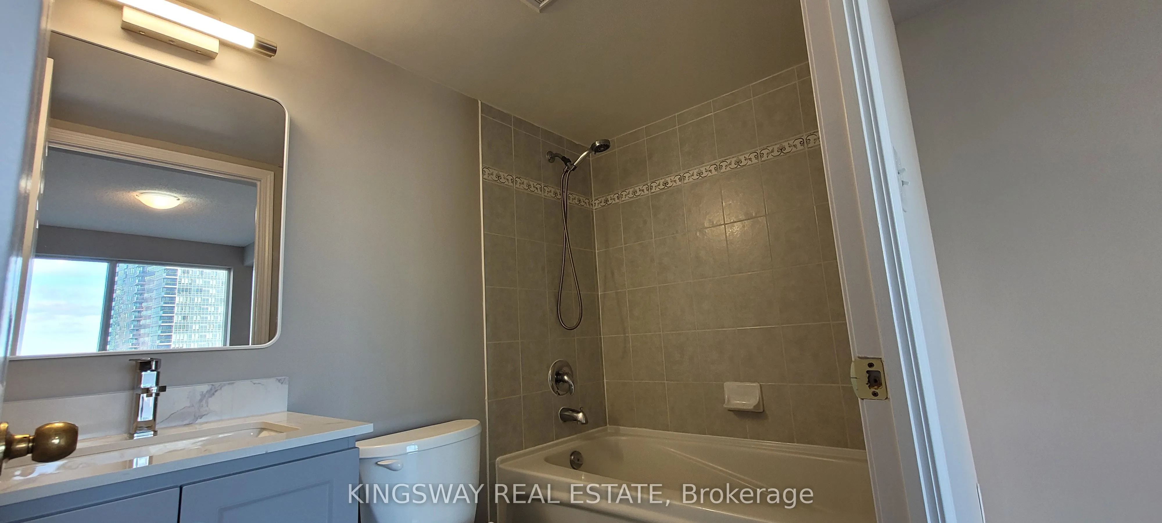 7 Lorraine Drive, #812