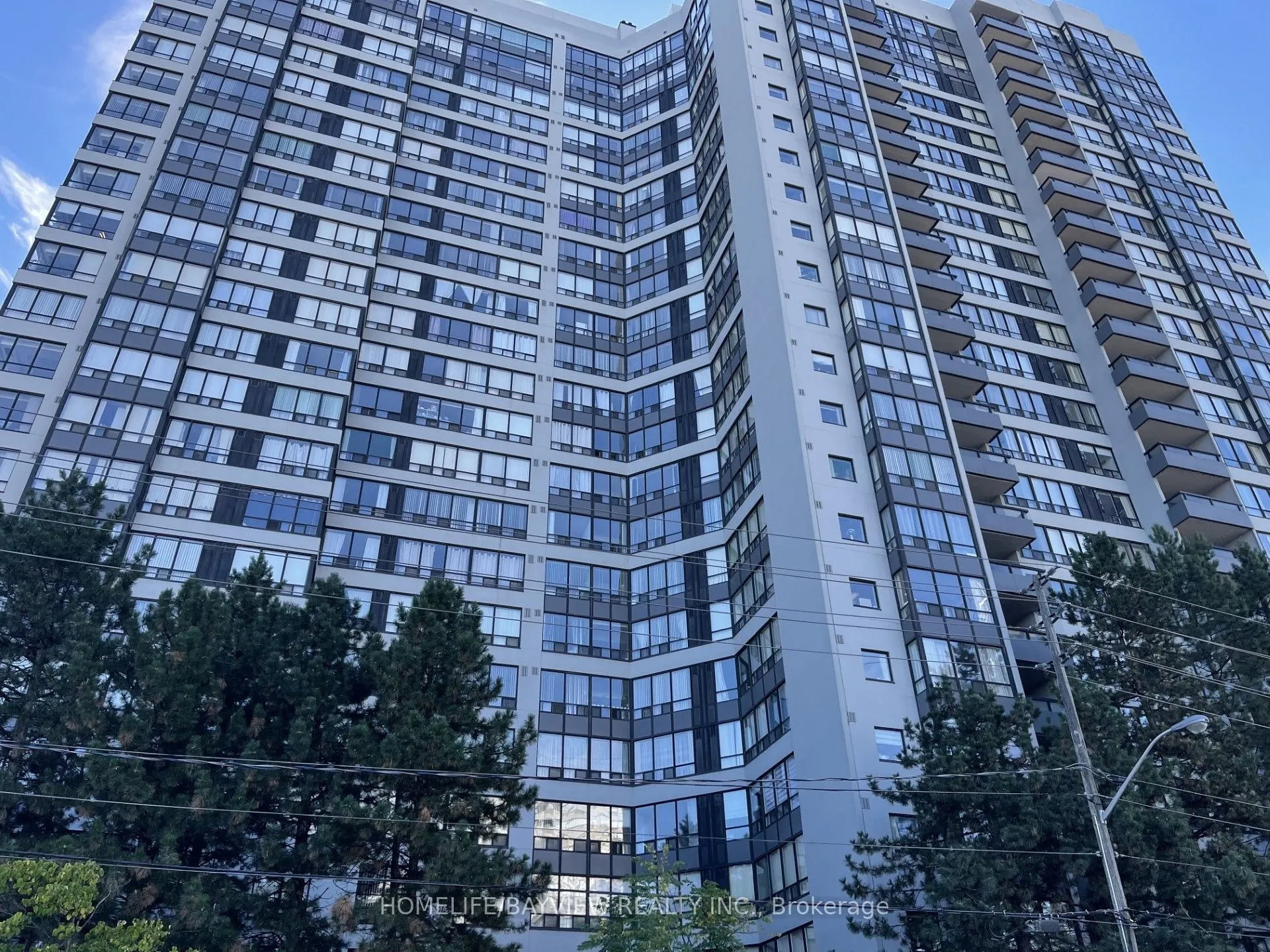 7 Bishop Avenue, #1712