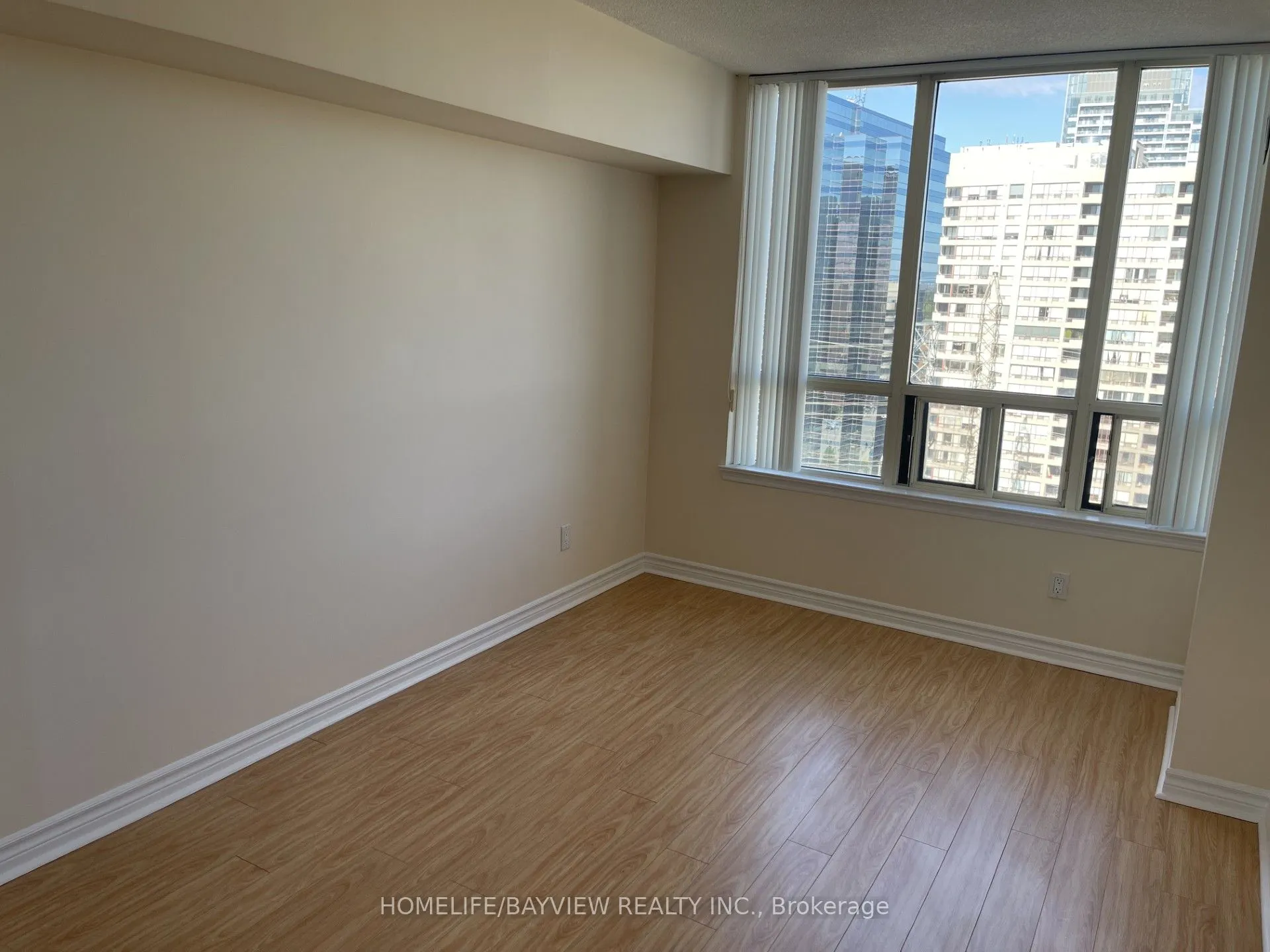 7 Bishop Avenue, #1712