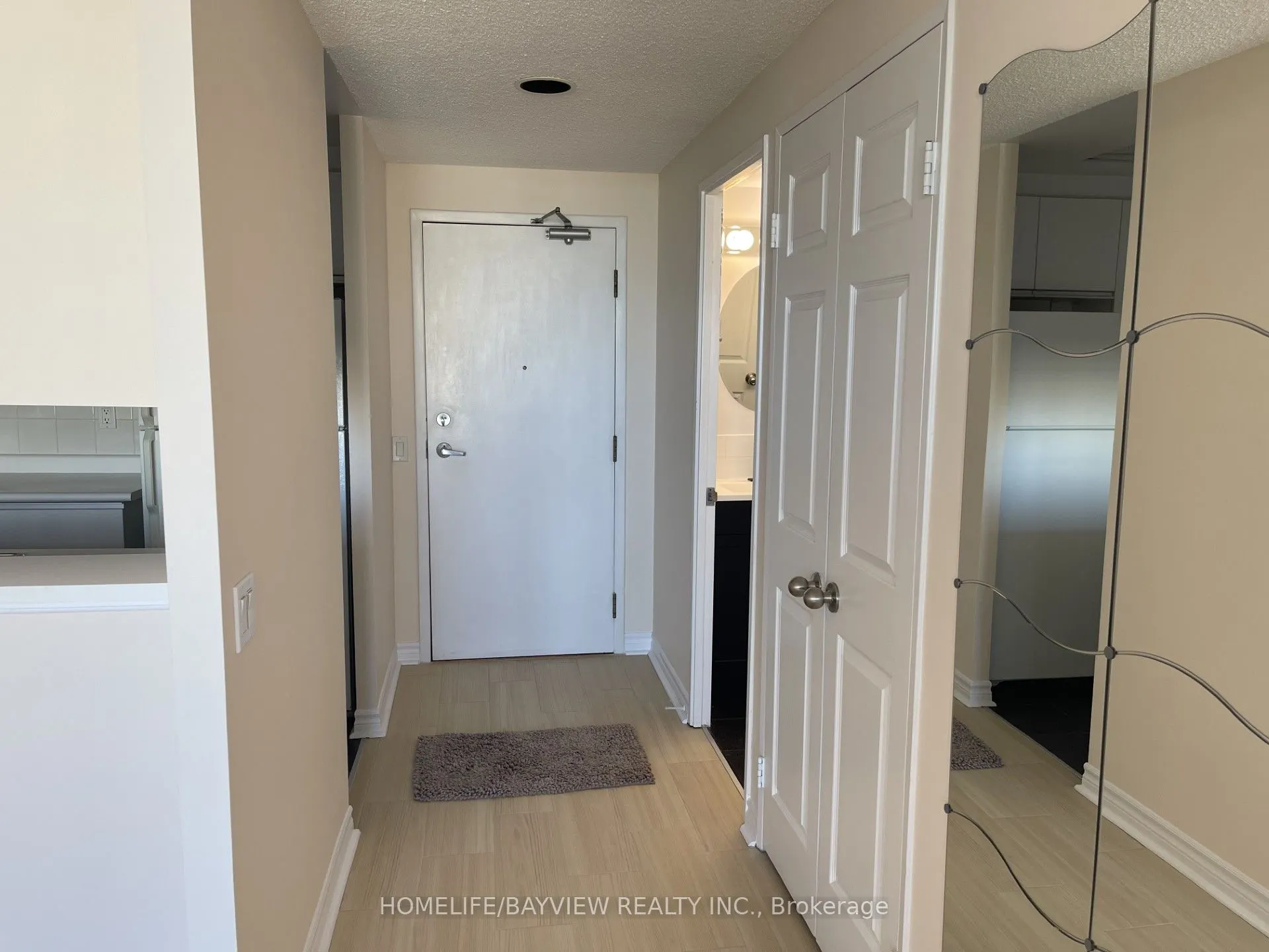 7 Bishop Avenue, #1712