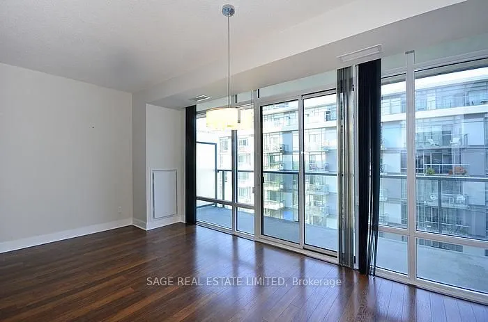 90 Stadium Road, #731