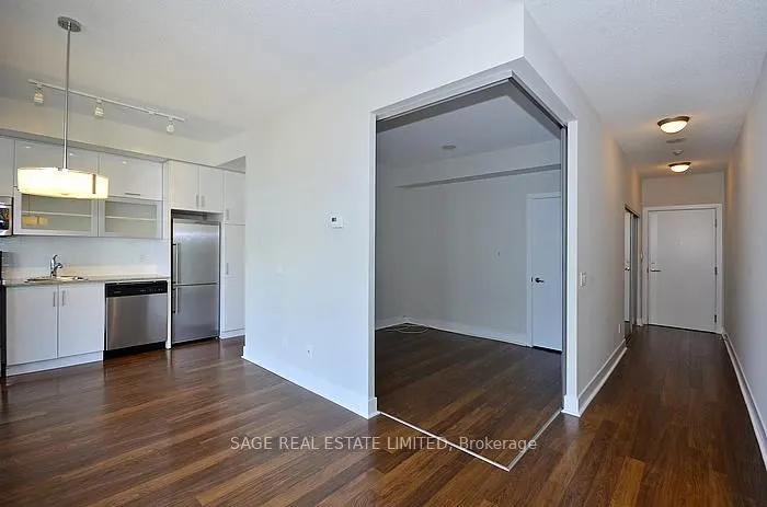 90 Stadium Road, #731