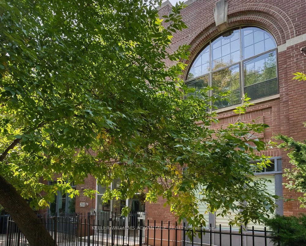 264 Seaton Street, #206