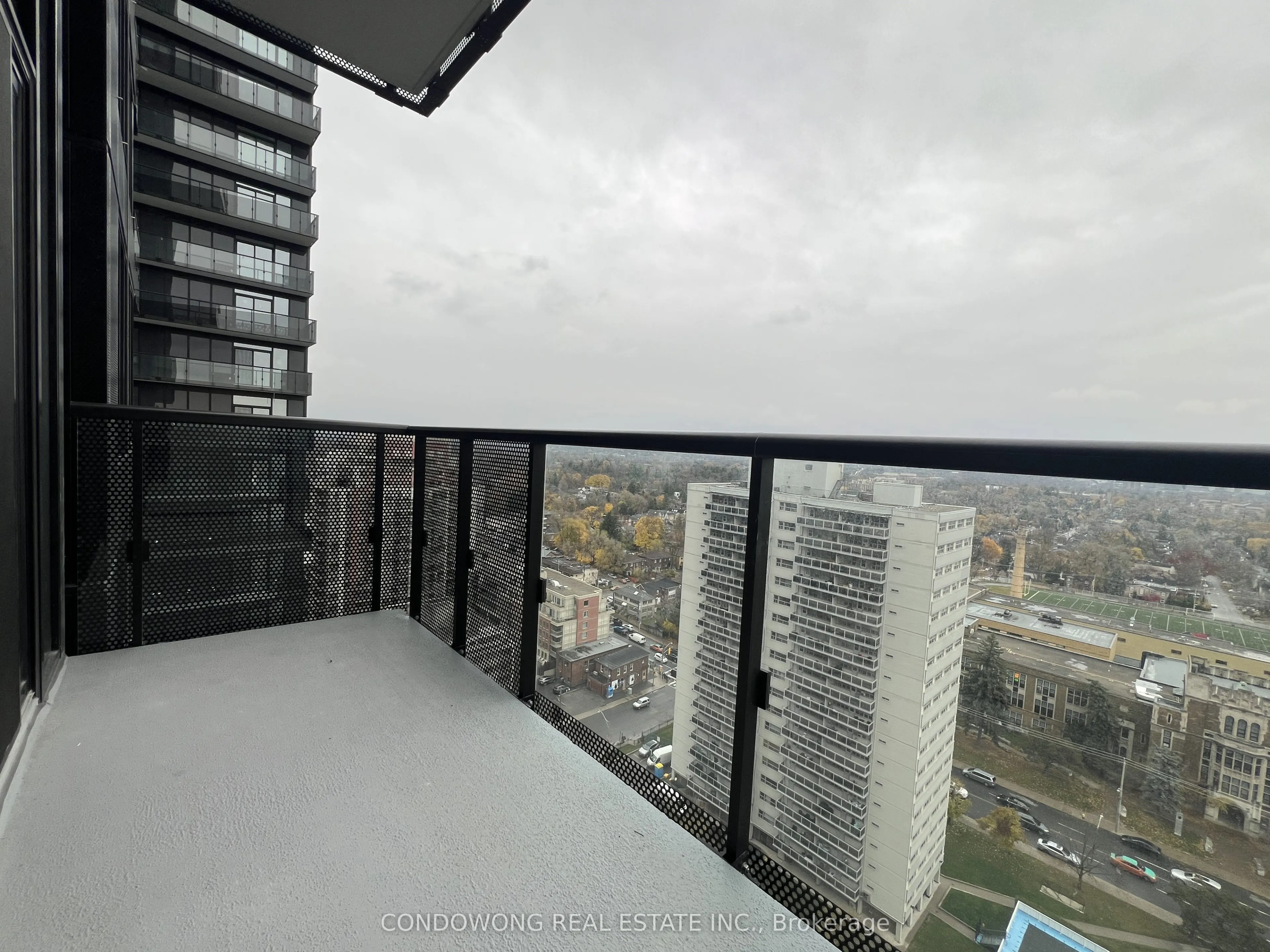 127 Broadway Avenue, #1910