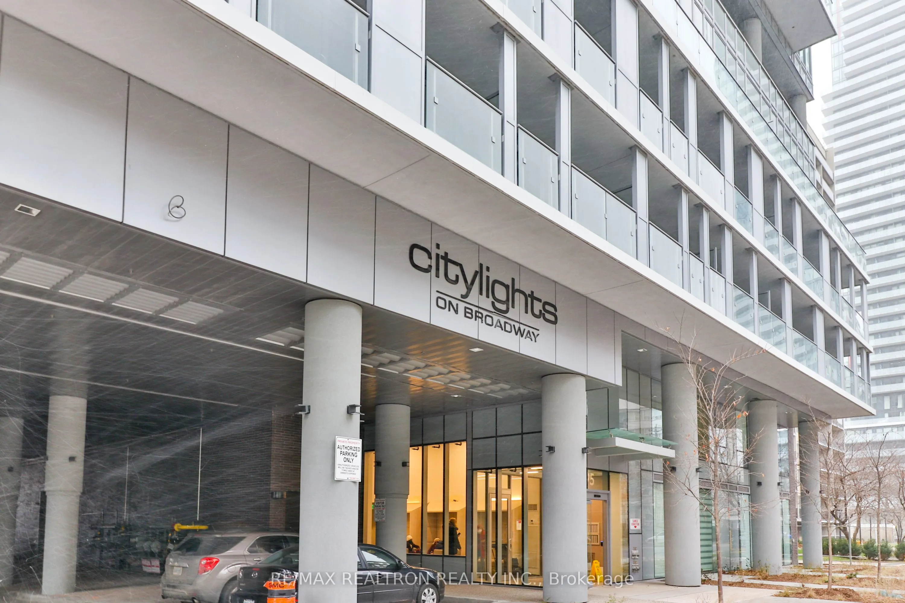 195 Redpath Avenue, #2216