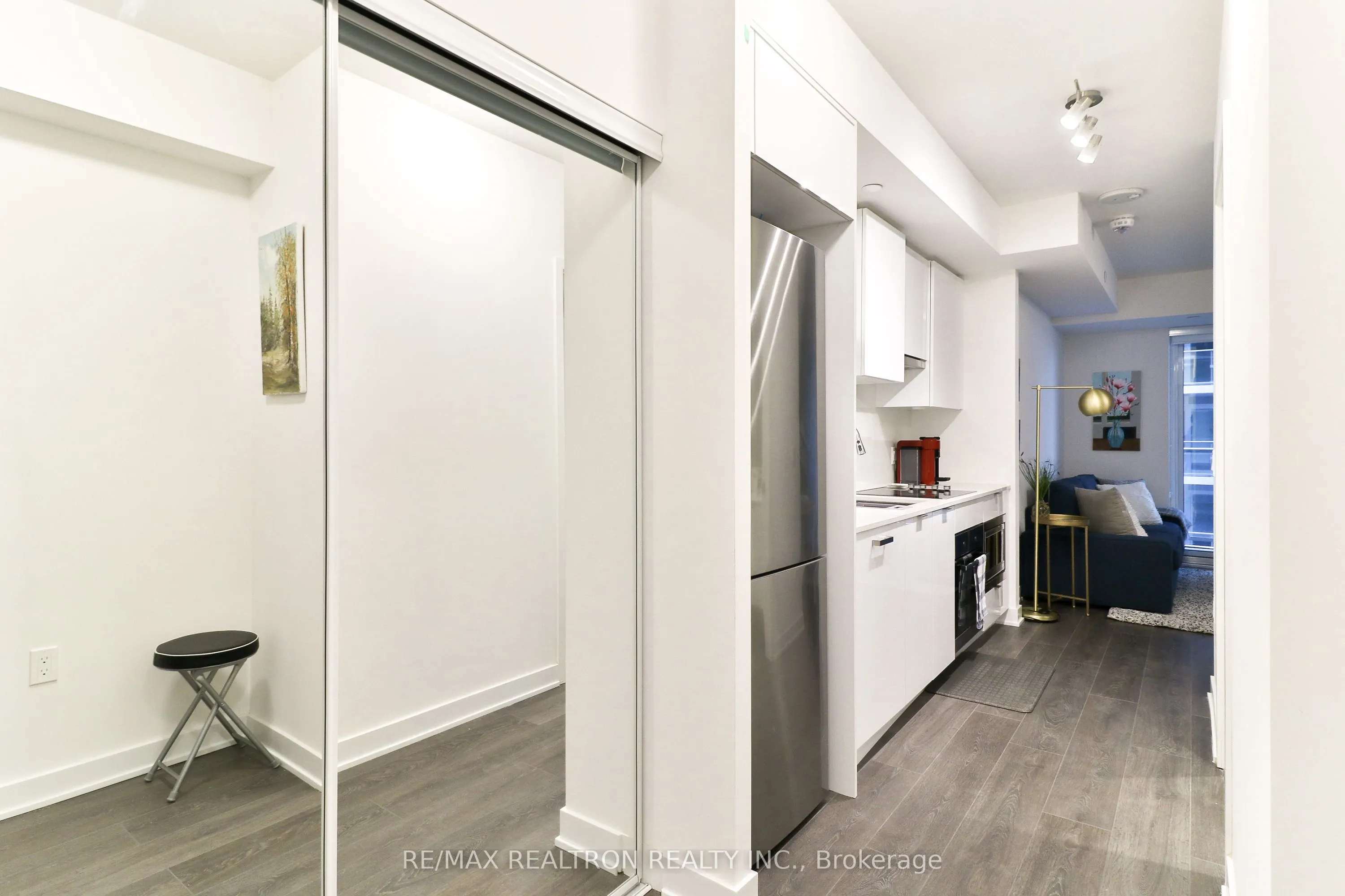 195 Redpath Avenue, #2216