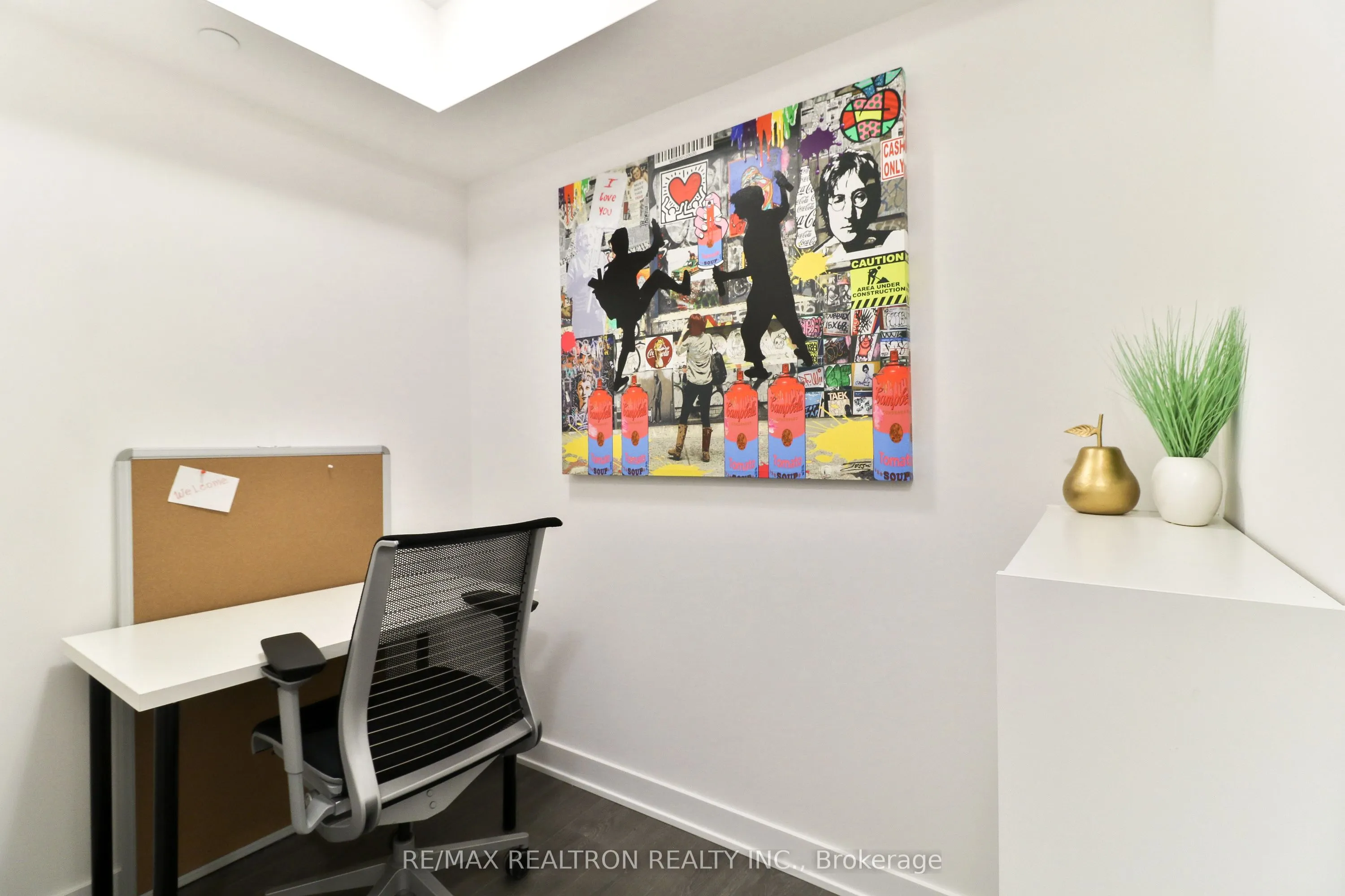 195 Redpath Avenue, #2216