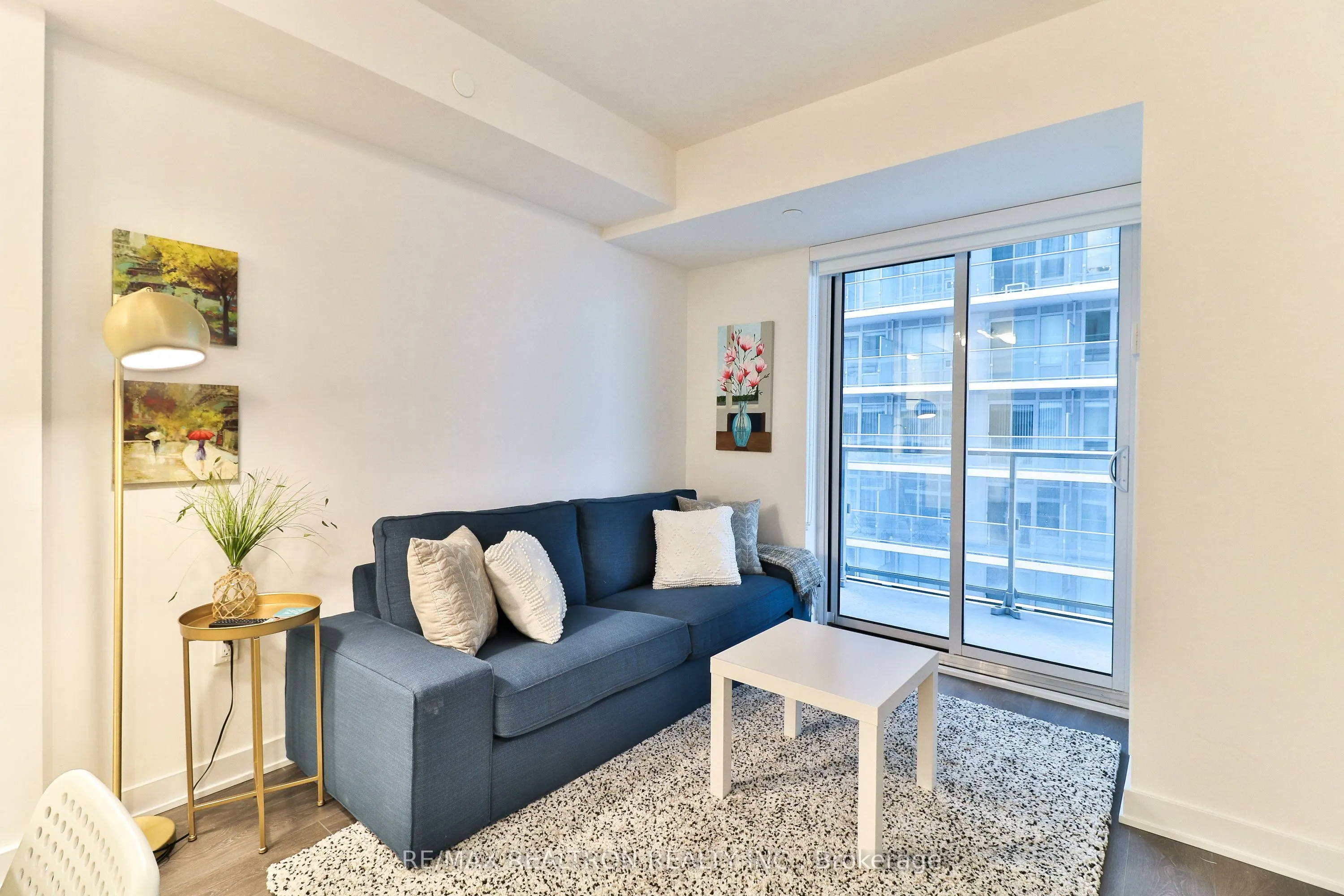 195 Redpath Avenue, #2216