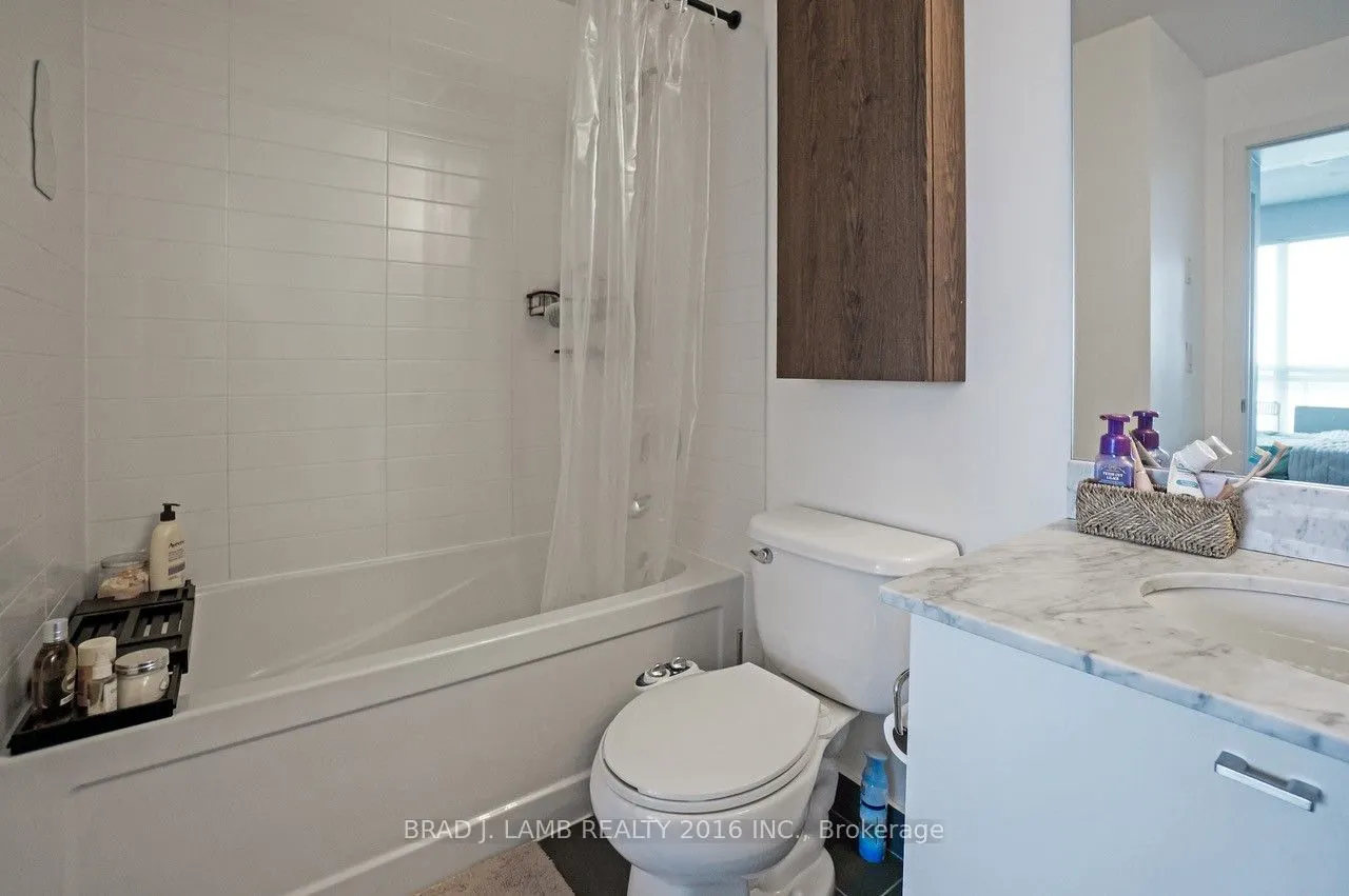 51 East Liberty Street, #2211