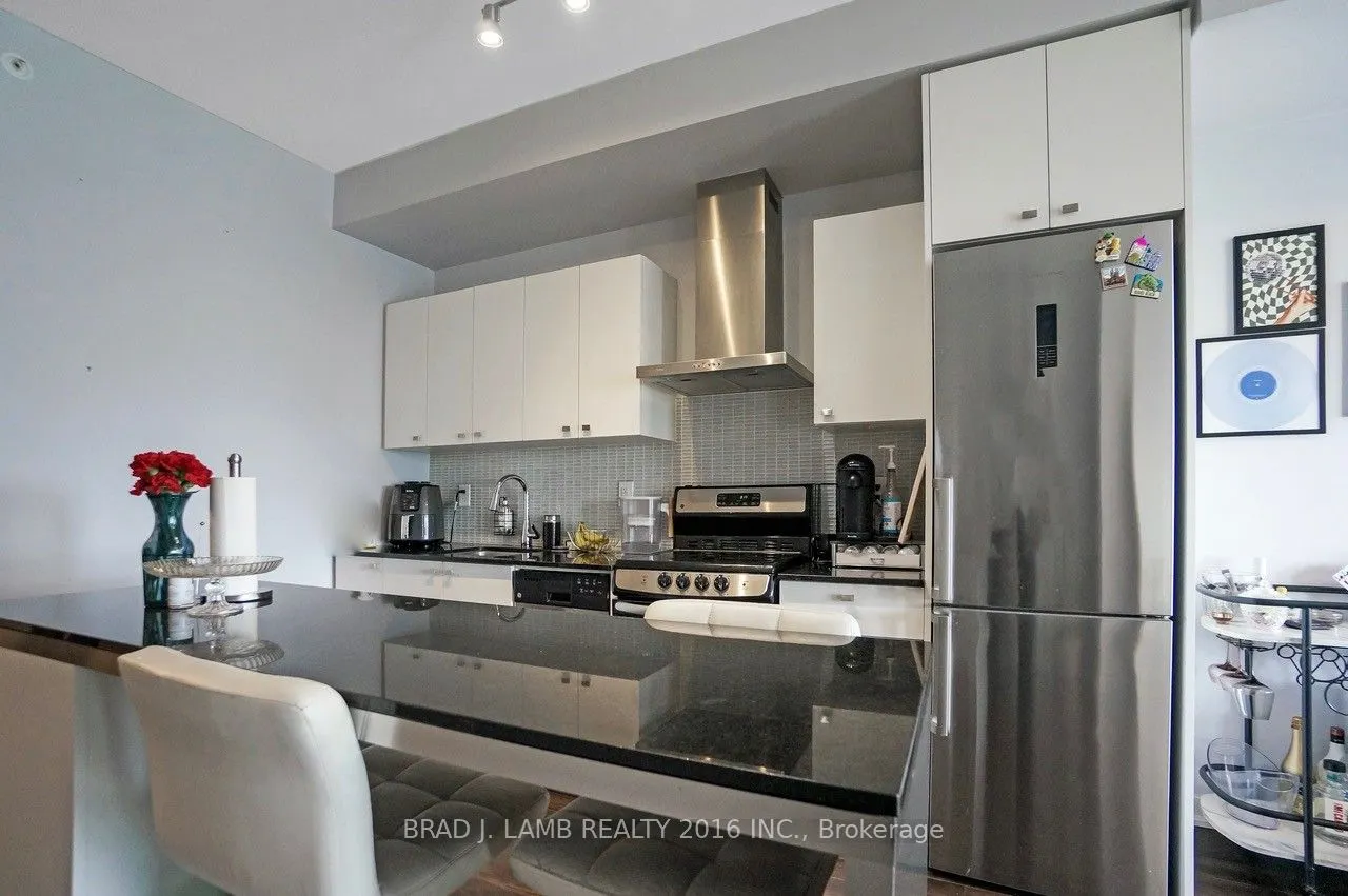 51 East Liberty Street, #2211