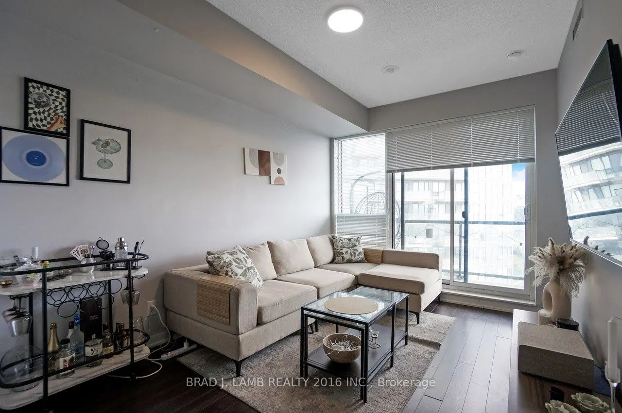 51 East Liberty Street, #2211