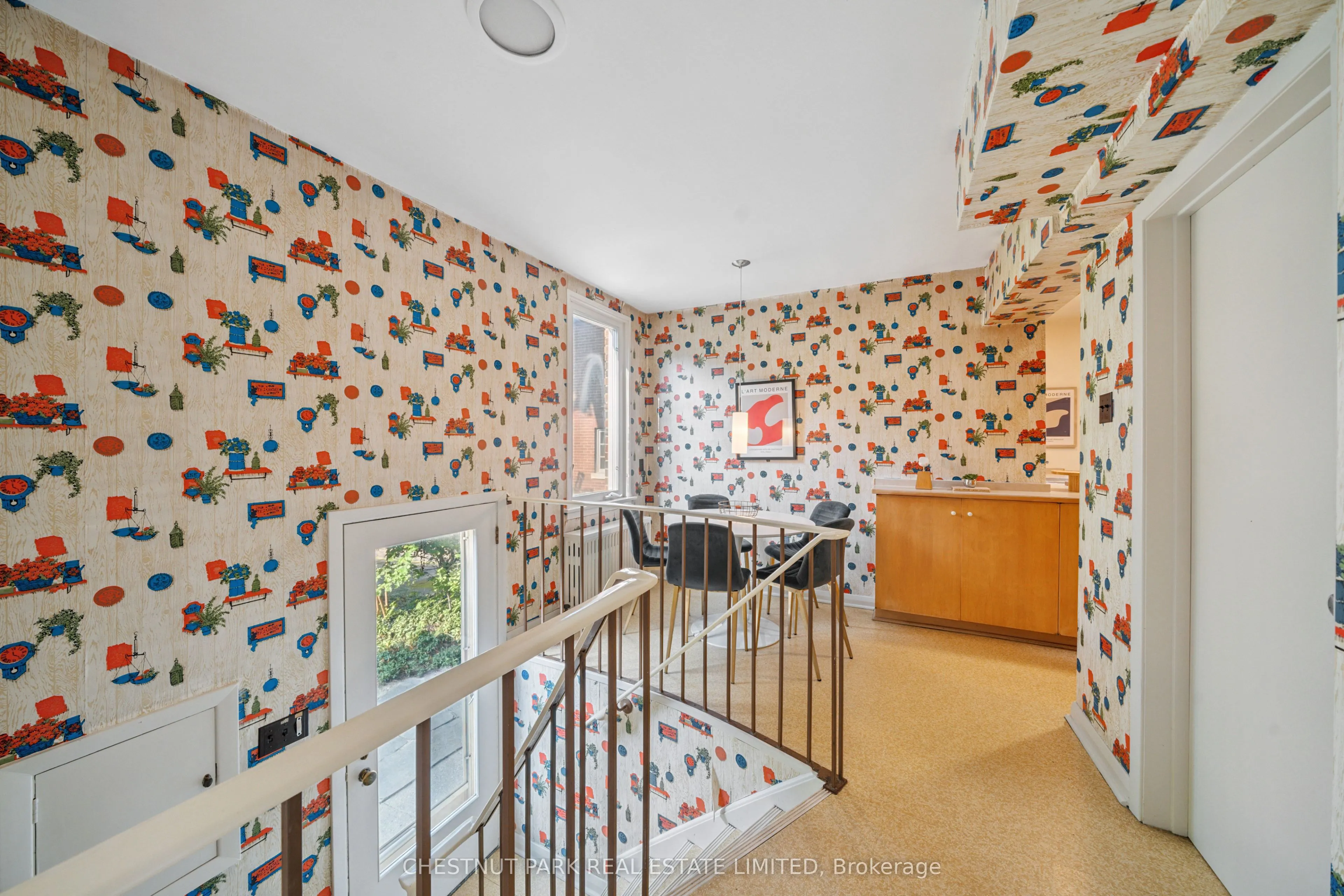 36 Glenview Avenue