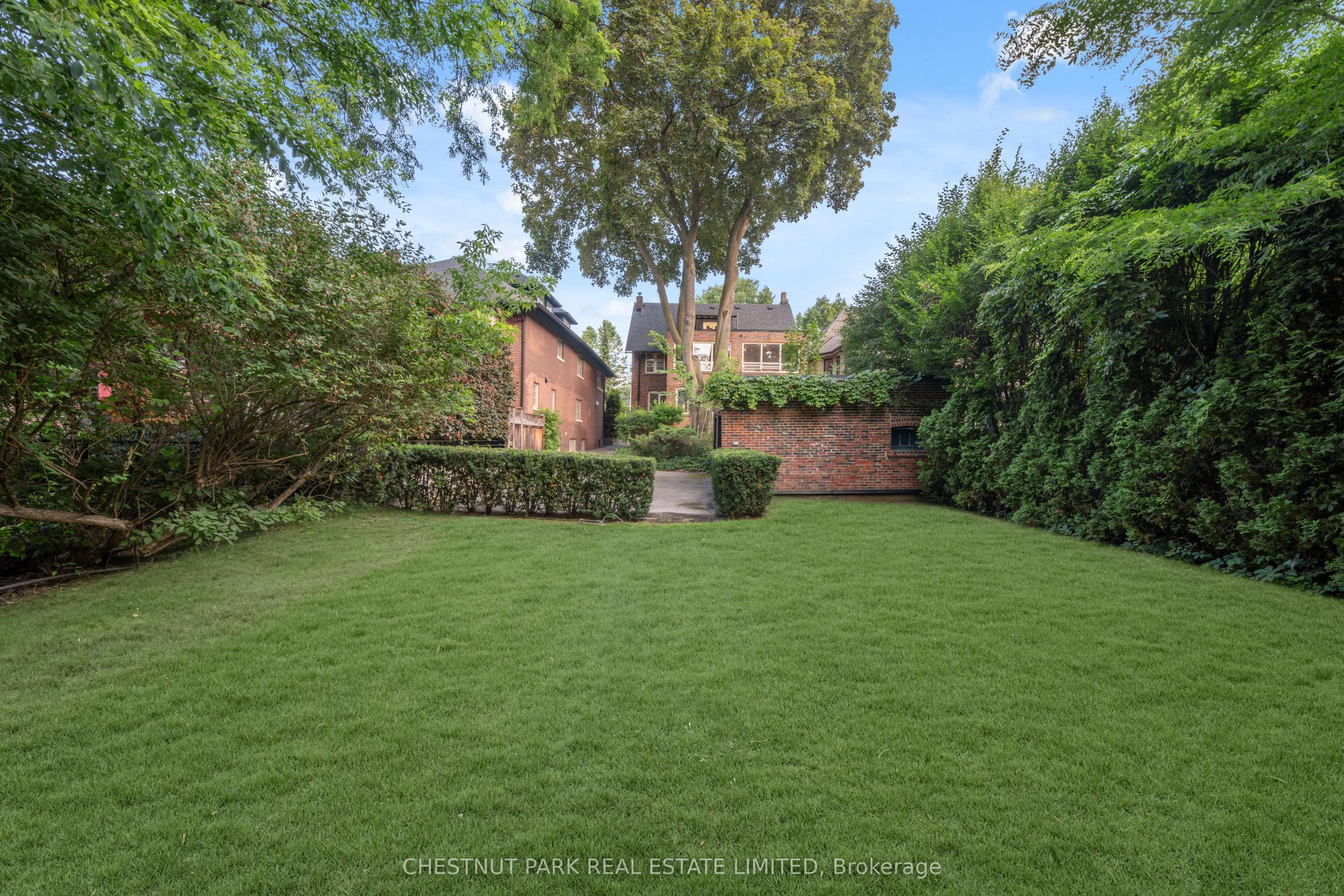 36 Glenview Avenue