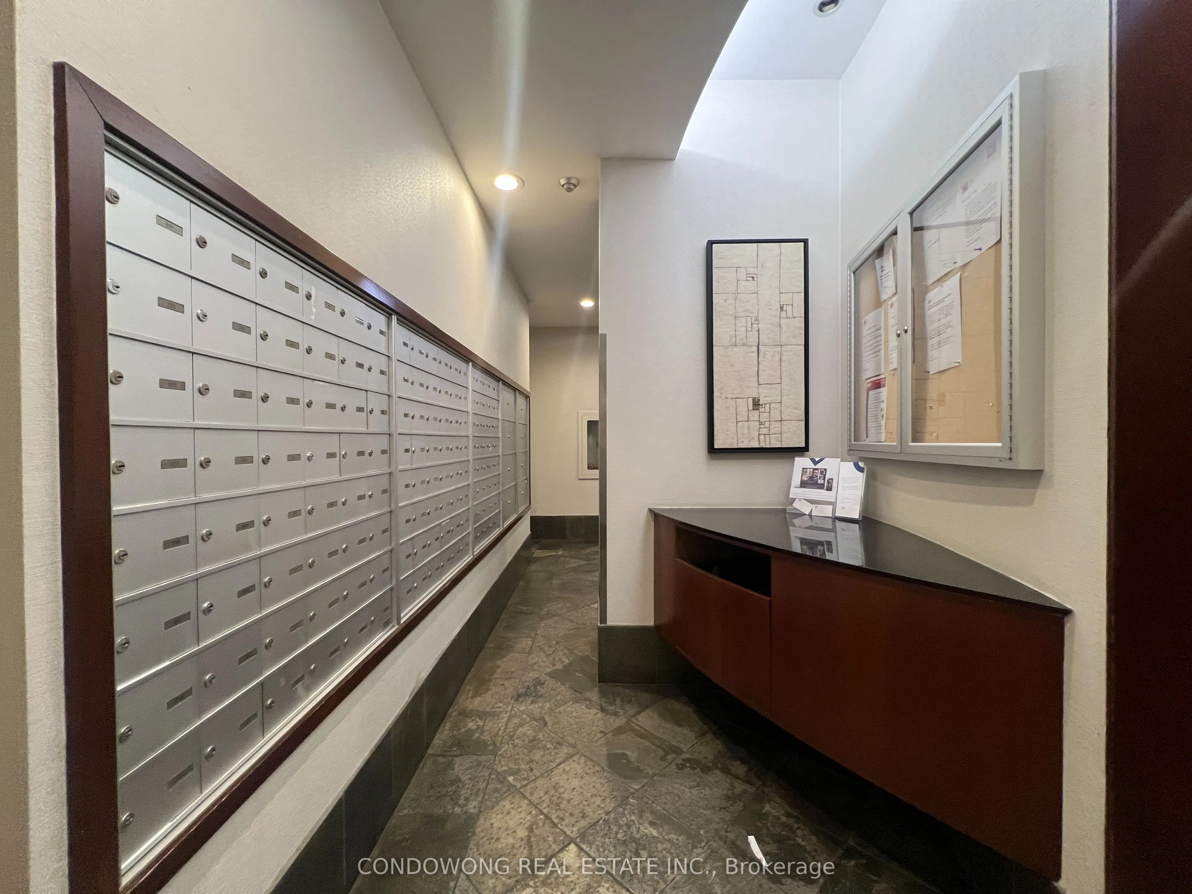 152 St Patrick Street, #1006