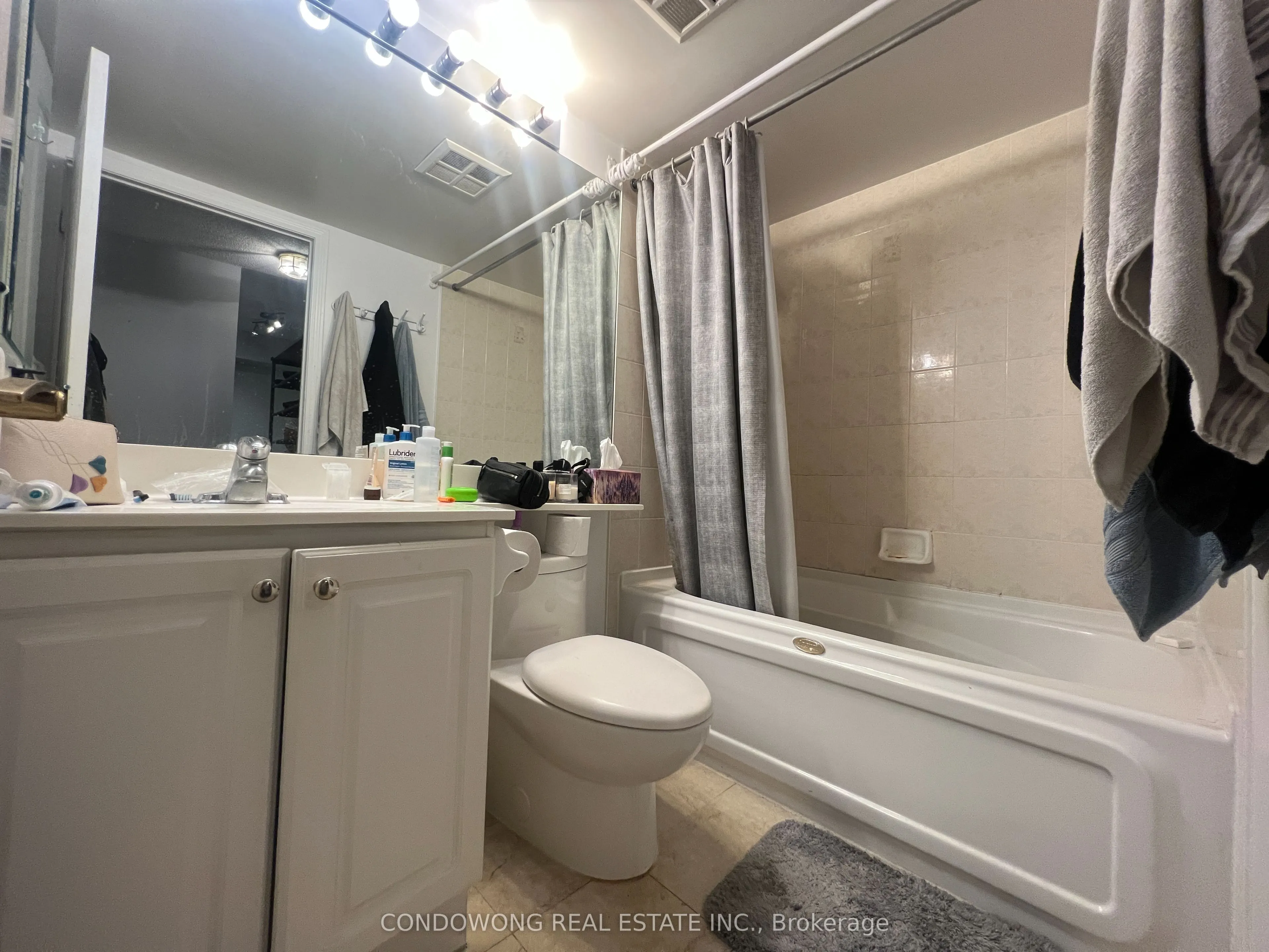 152 St Patrick Street, #1006