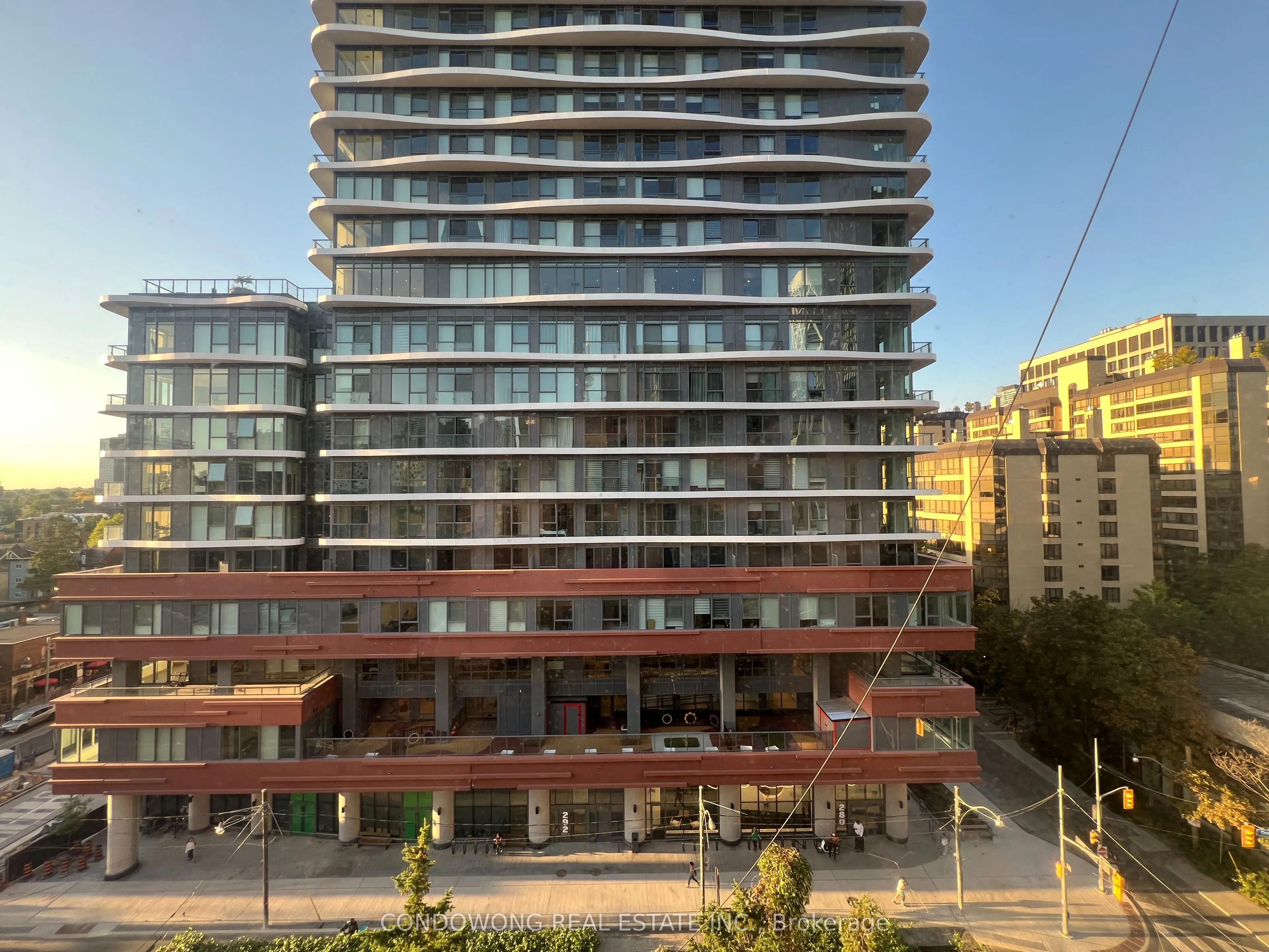 152 St Patrick Street, #1006