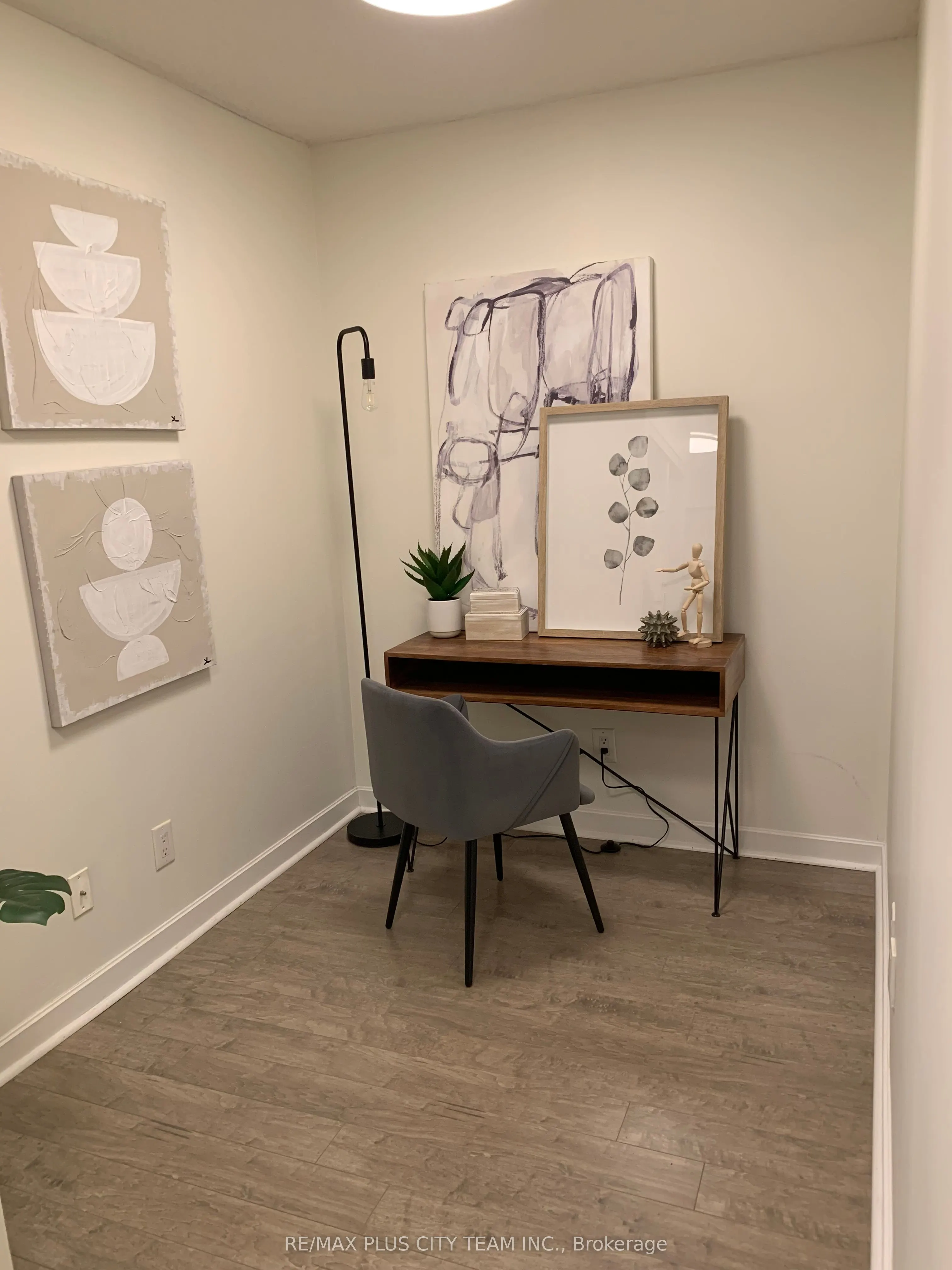 33 Bay Street, #1105