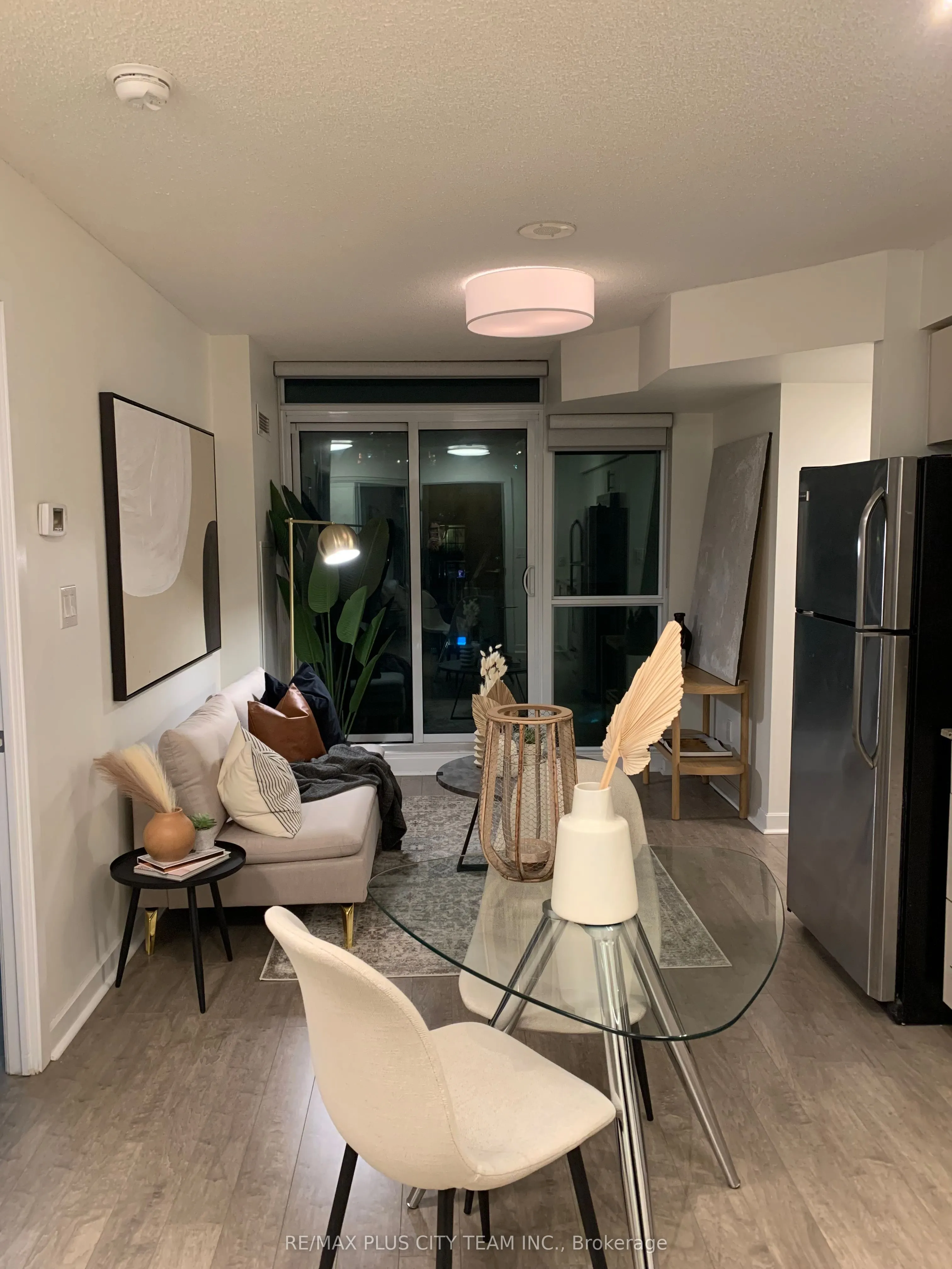 33 Bay Street, #1105