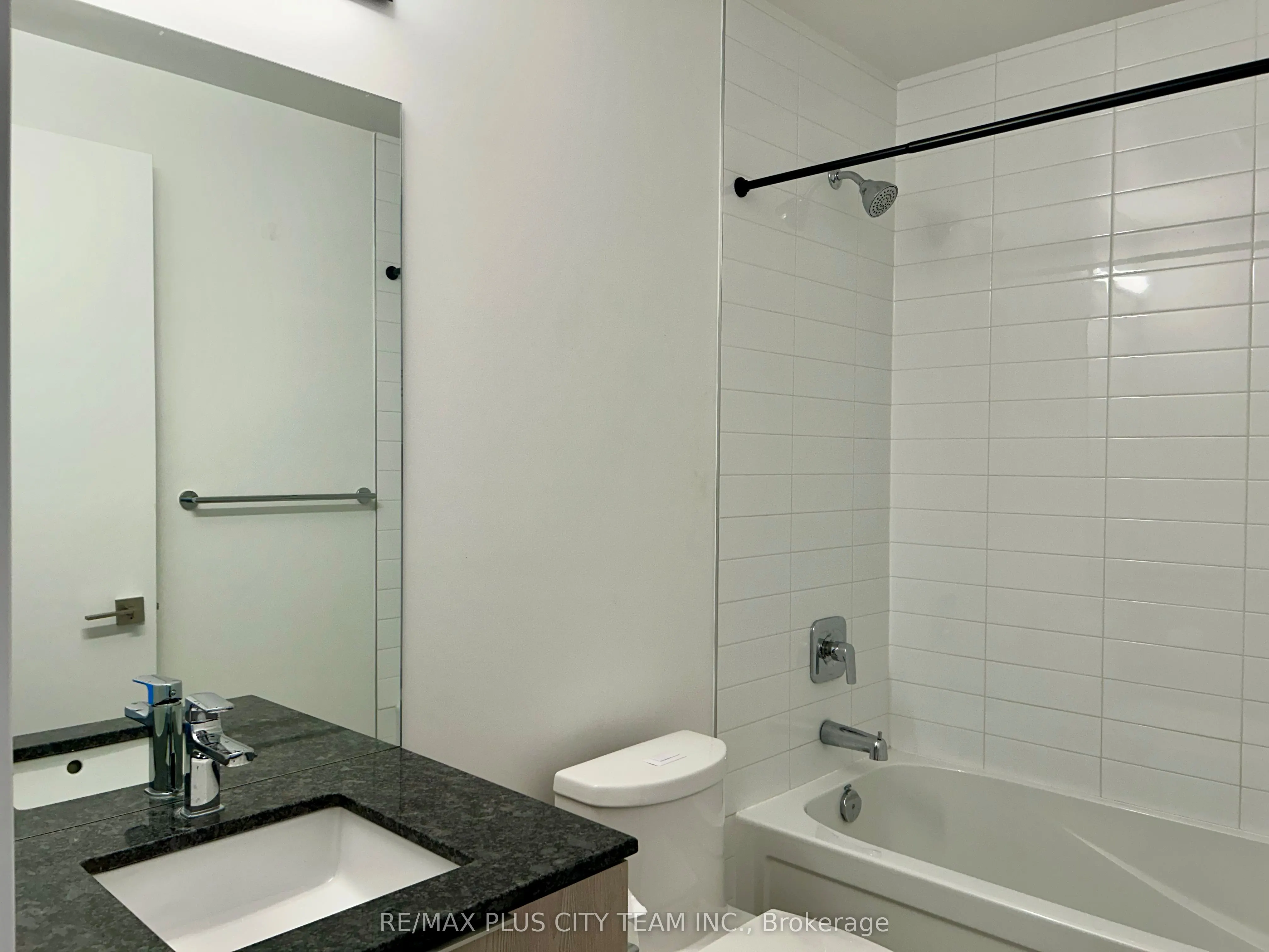 50 Ordnance Street, #2208