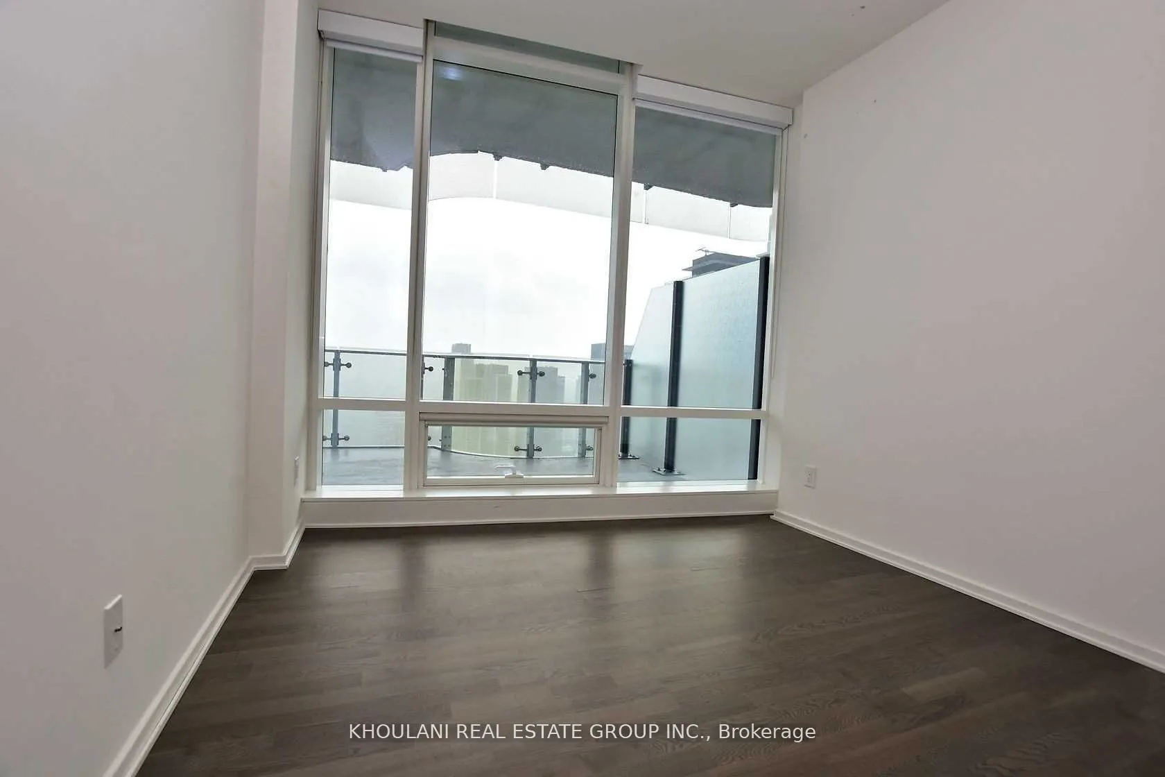 1 Bloor Street E, #4101