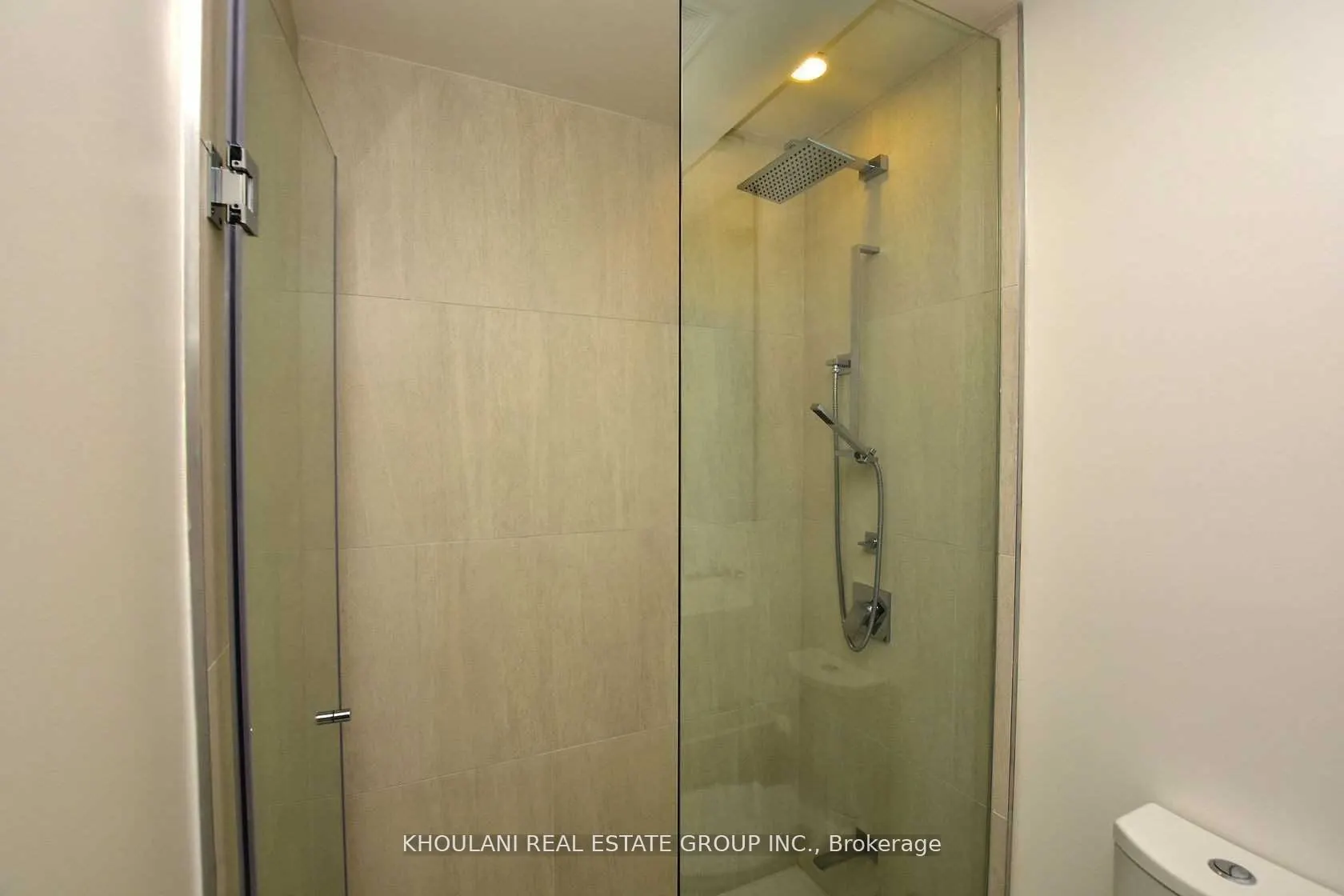 1 Bloor Street E, #4101
