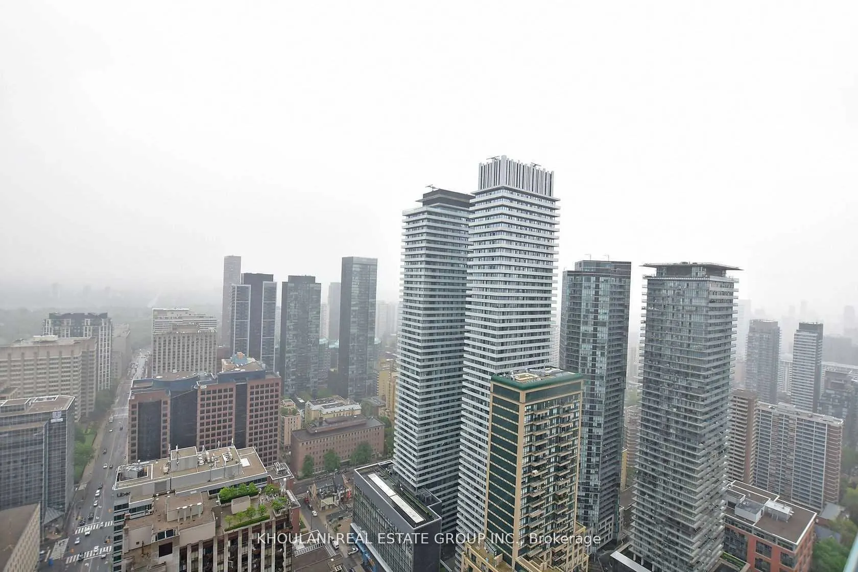 1 Bloor Street E, #4101