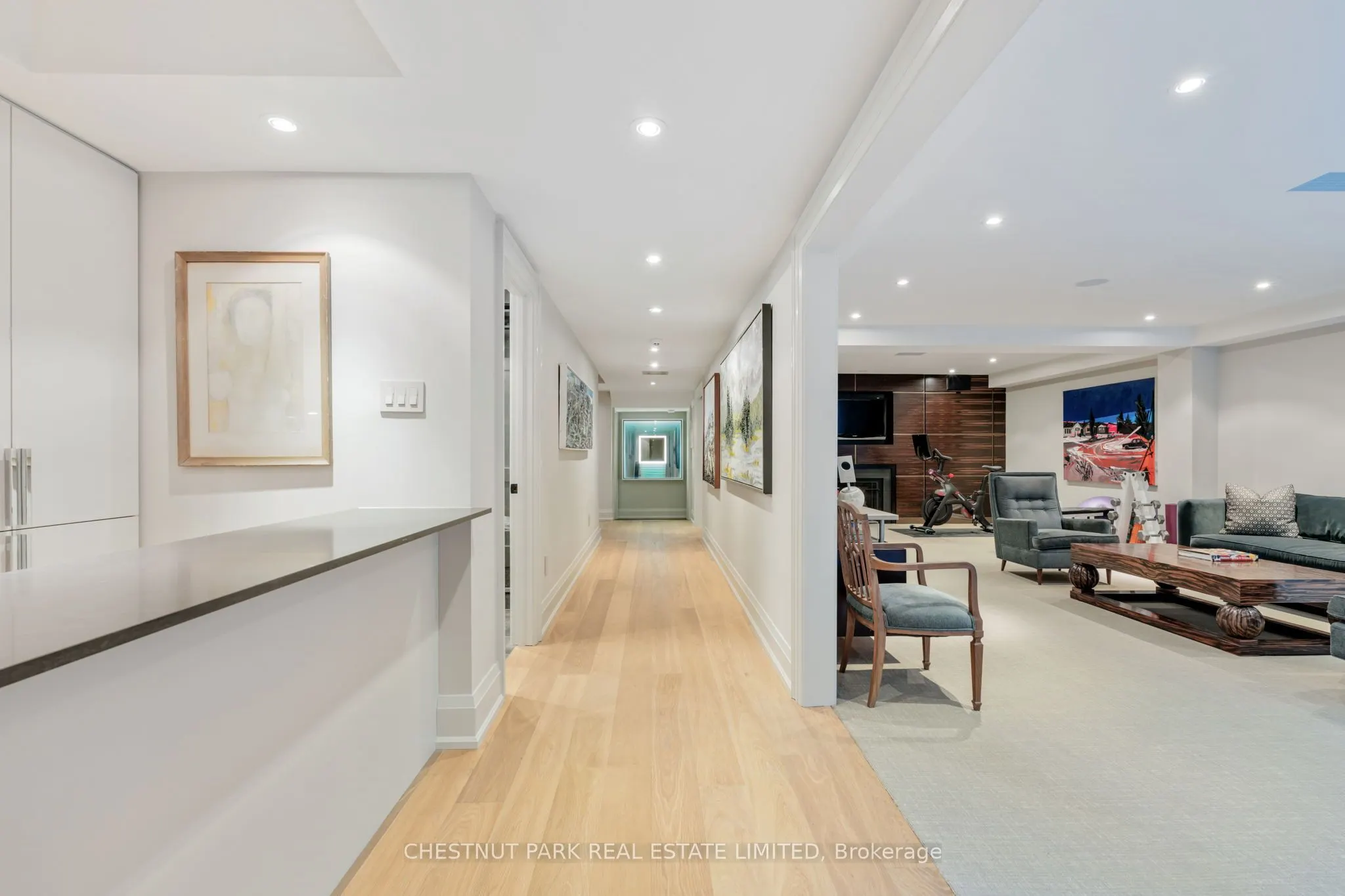 84 Oriole Road