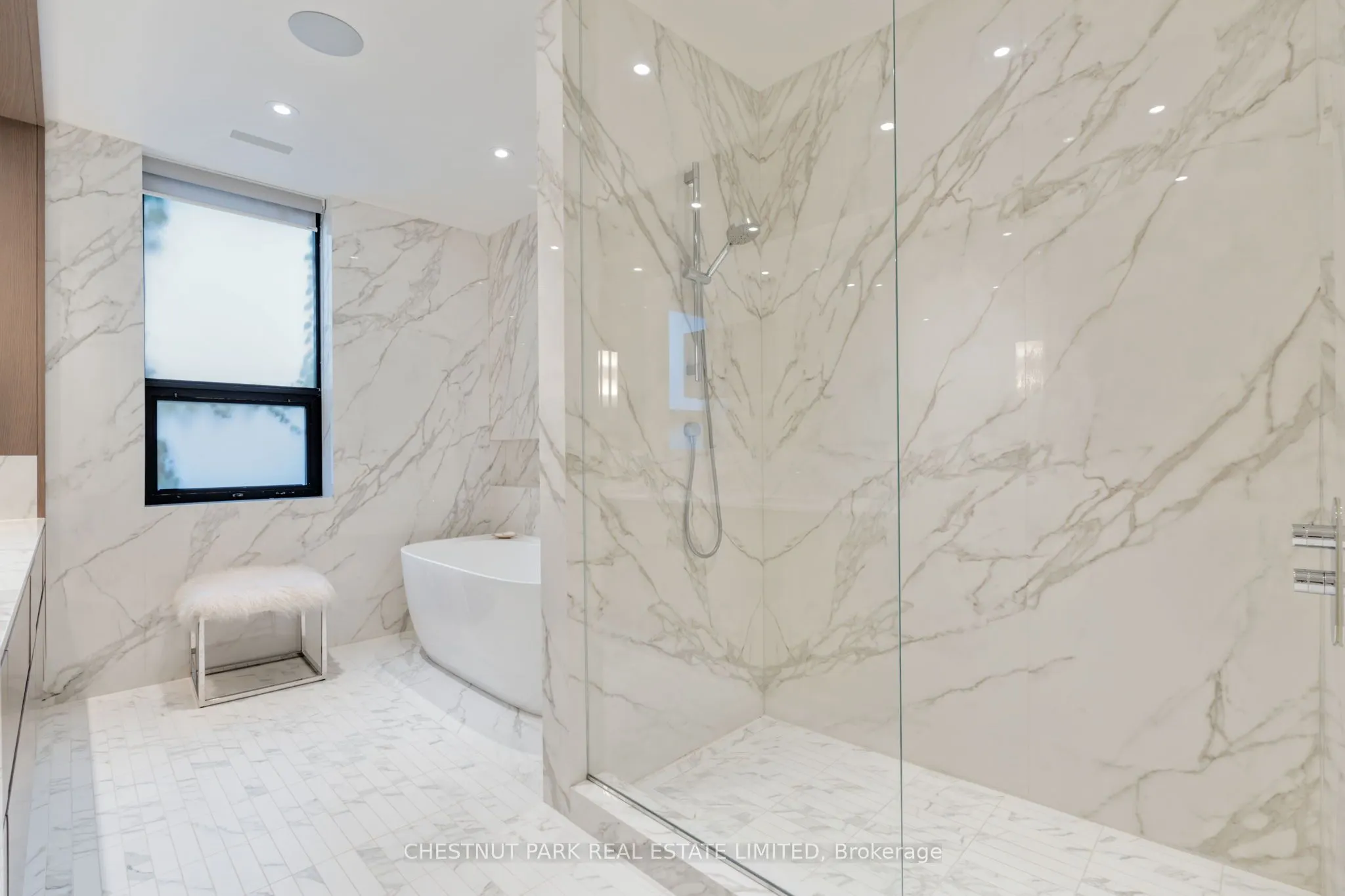 84 Oriole Road