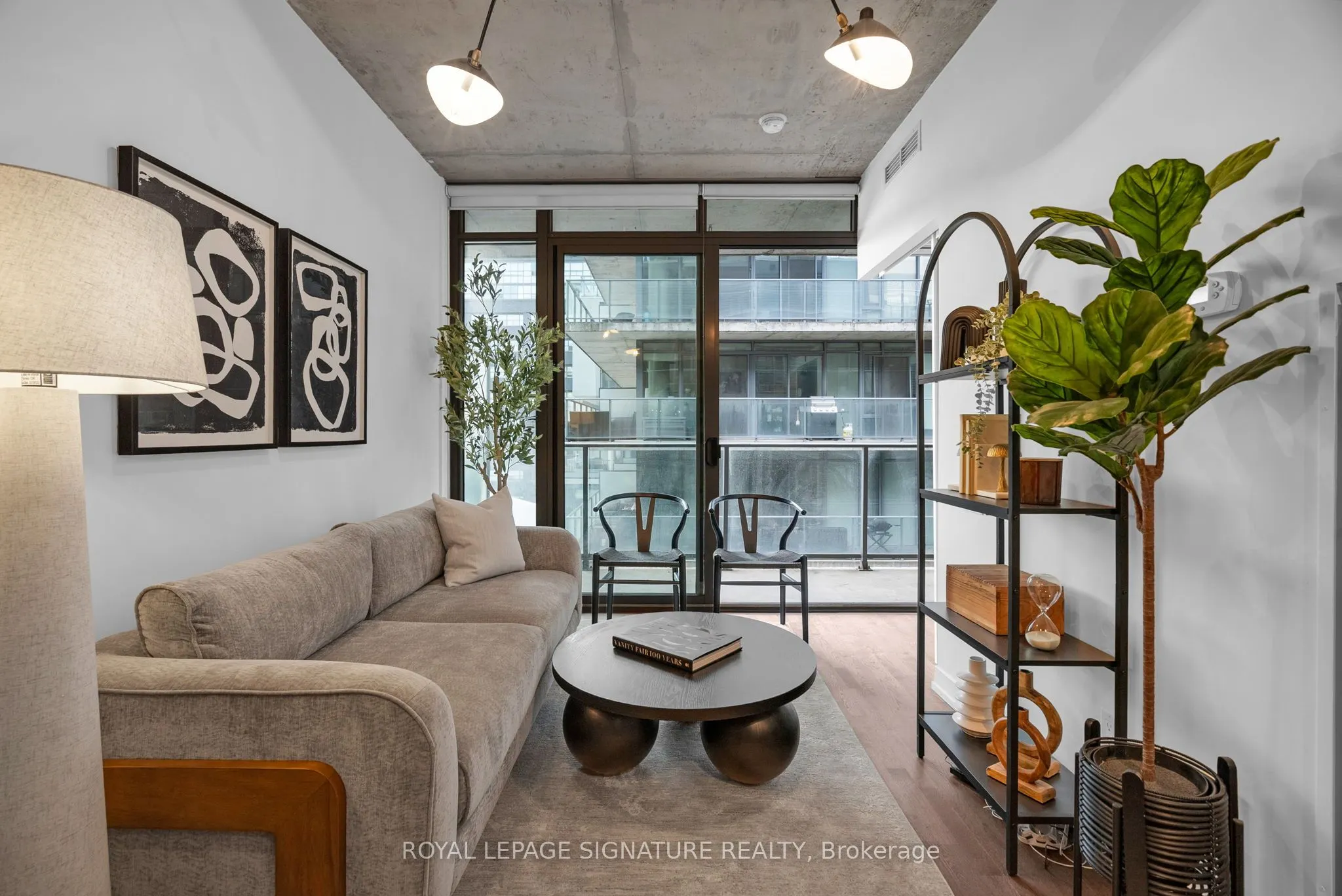 650 King Street W, #804