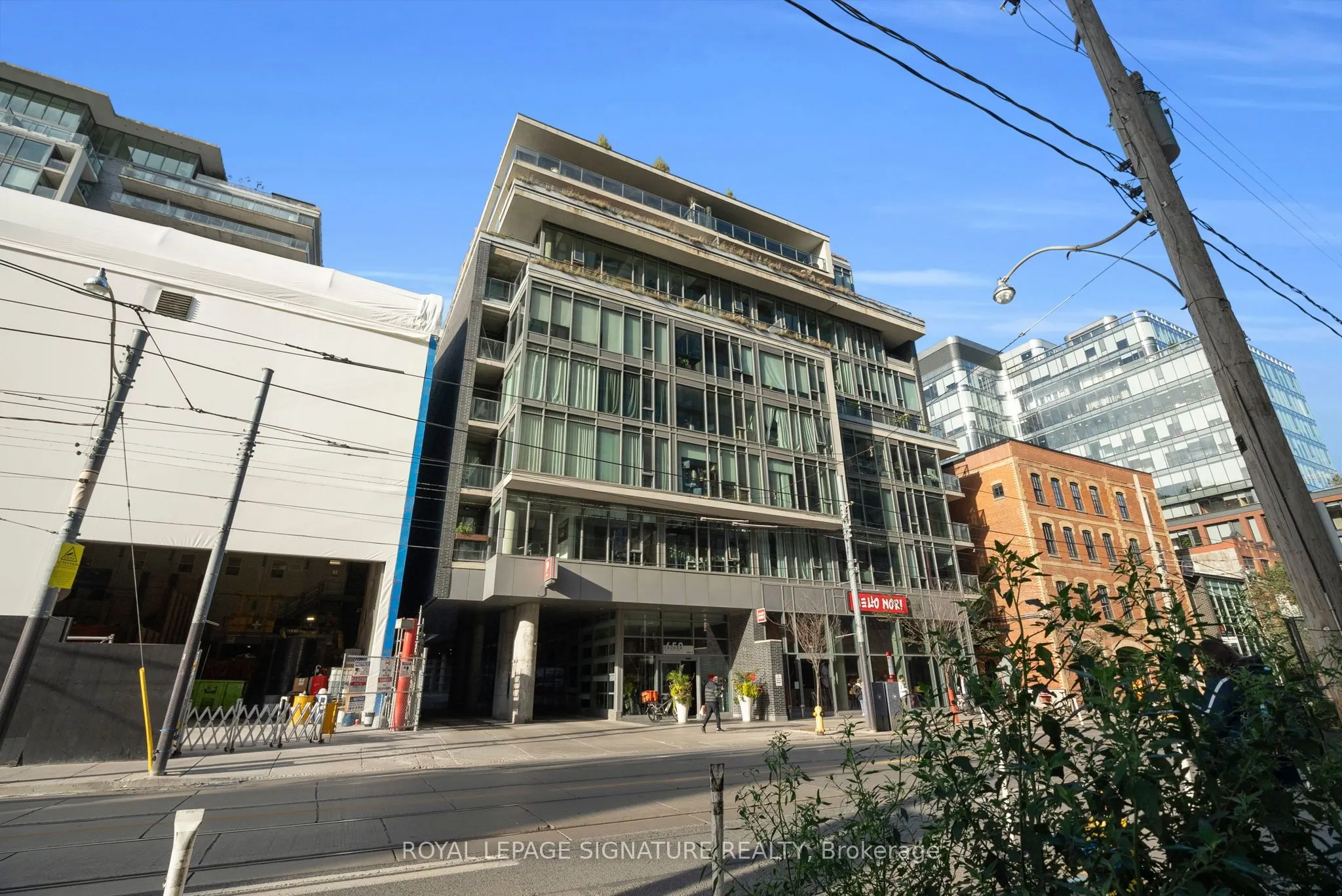 650 King Street W, #804
