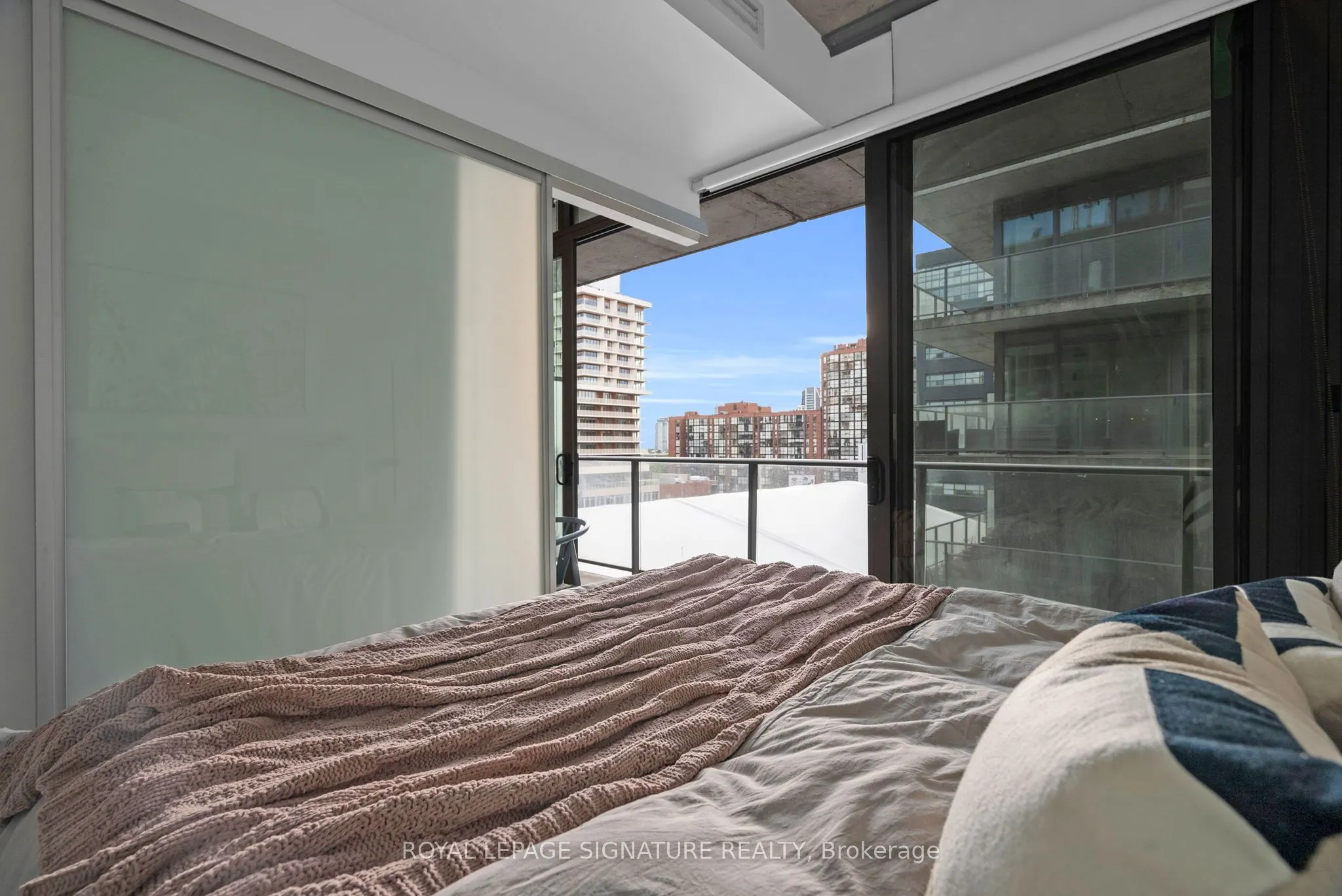 650 King Street W, #804