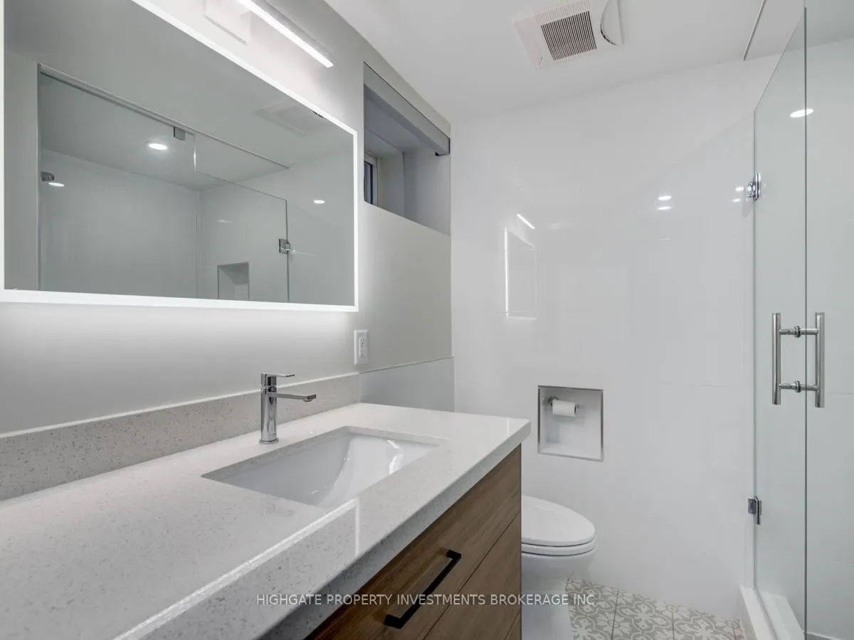 129 Hilton Avenue, #Base
