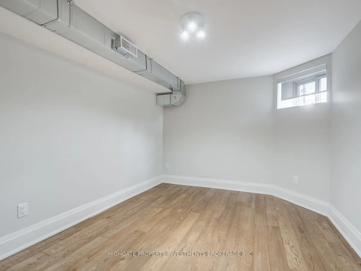 129 Hilton Avenue, #Base