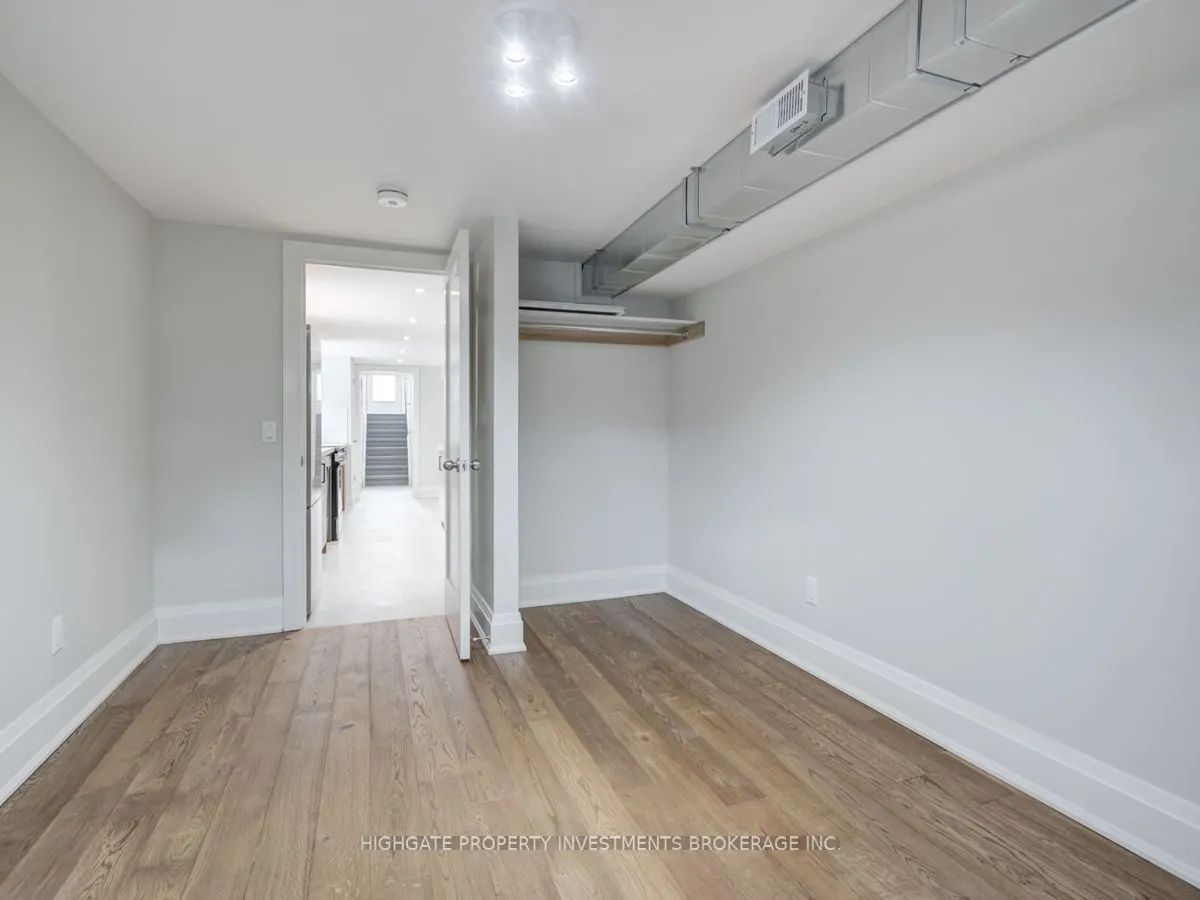 129 Hilton Avenue, #Base