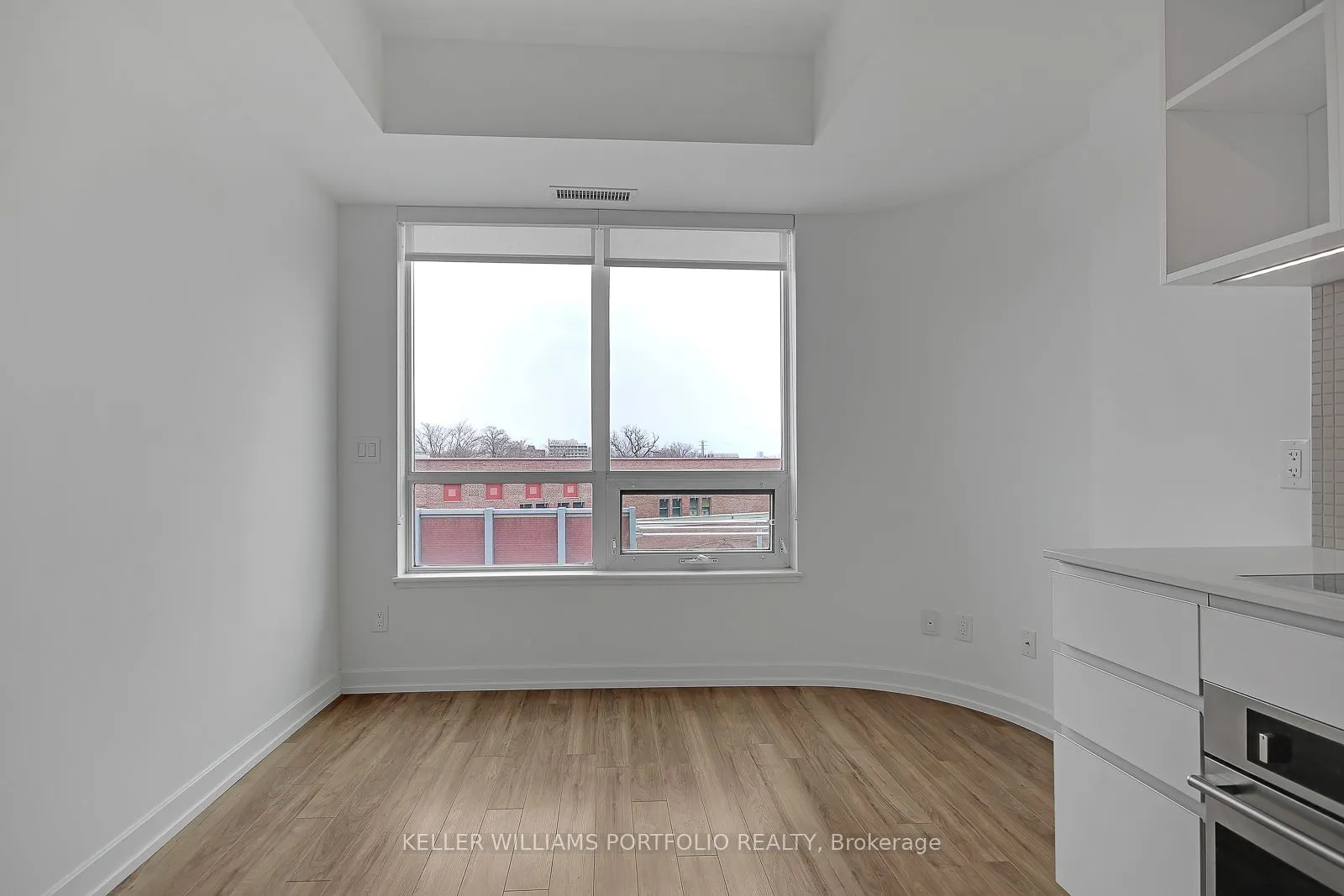 377 Madison Avenue, #523