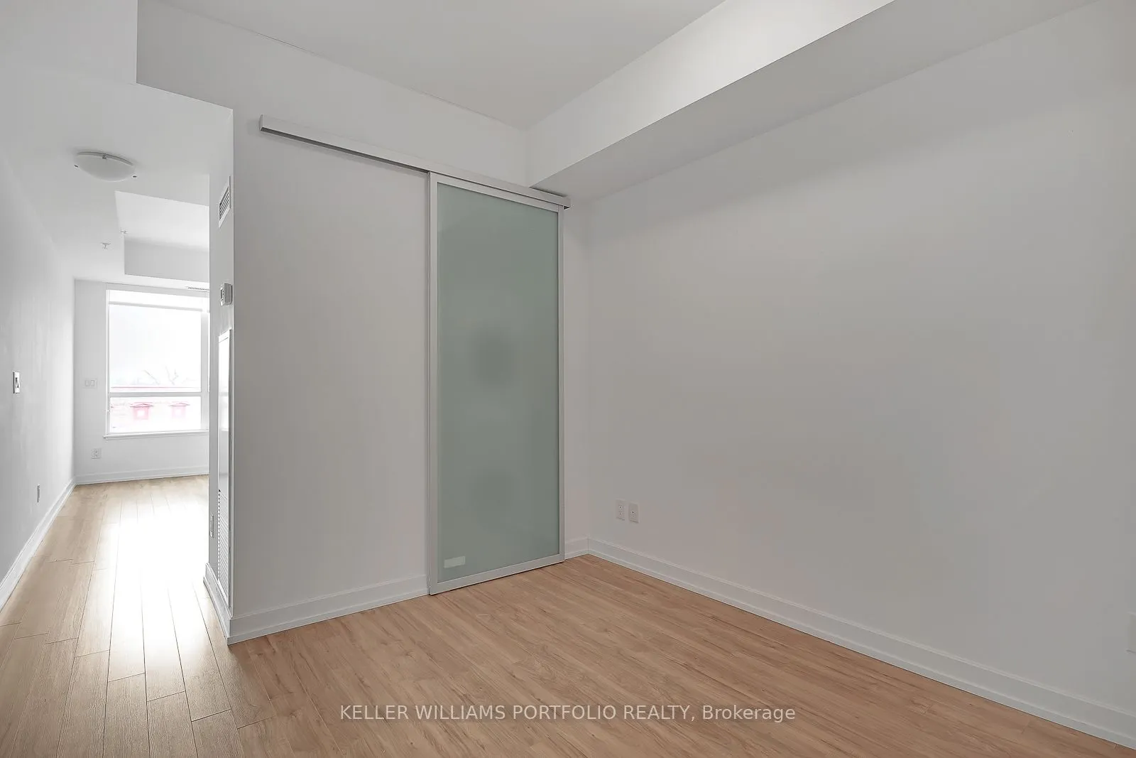 377 Madison Avenue, #523